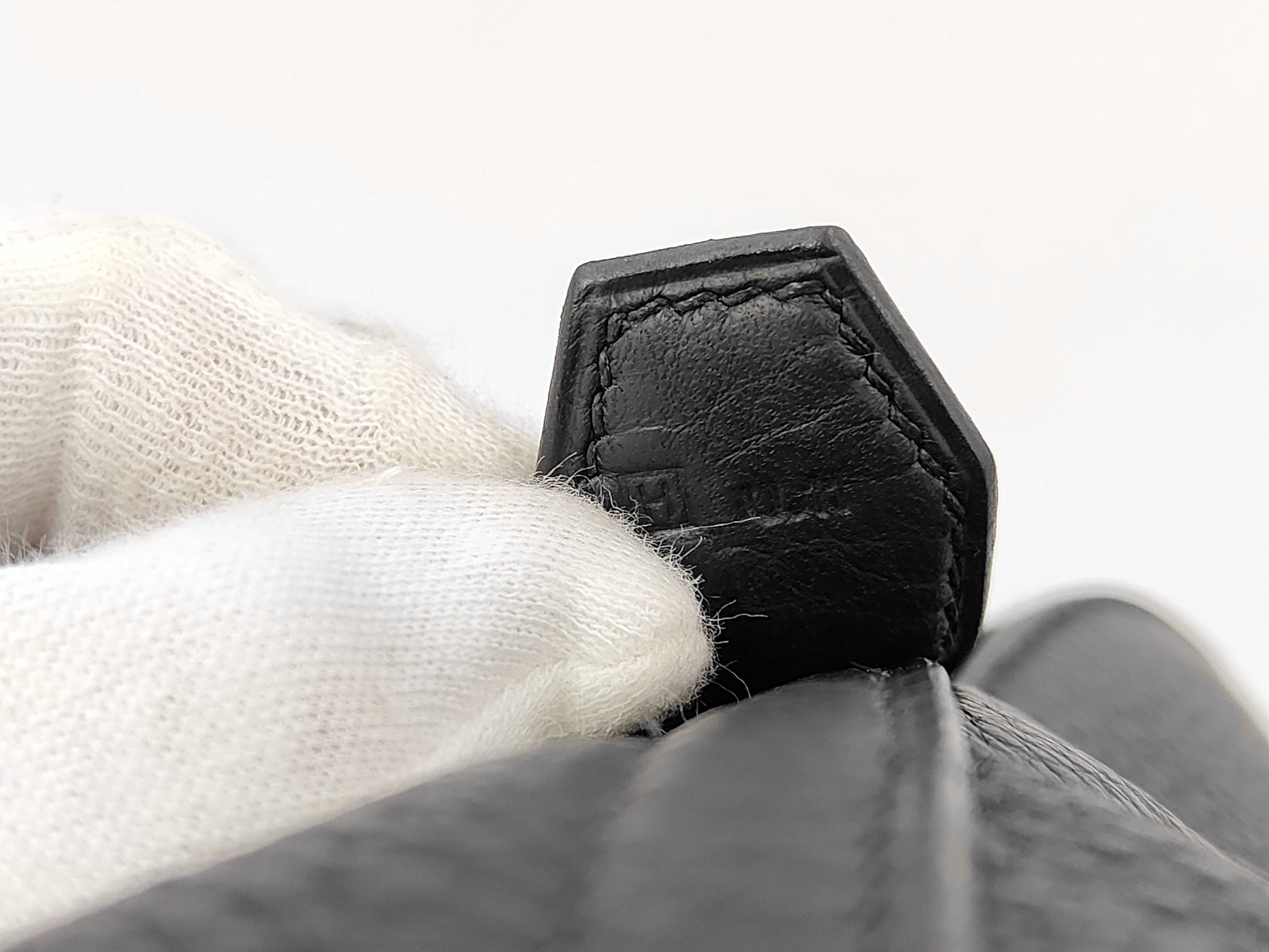 Bolide 31 Taurillon Clemence Leather Handbag with Silver Hardware — view 13