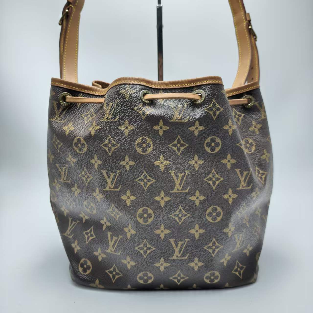 【*Shipped from: China*】LOUIS VUITTON PU Shoulder Bag — view 2