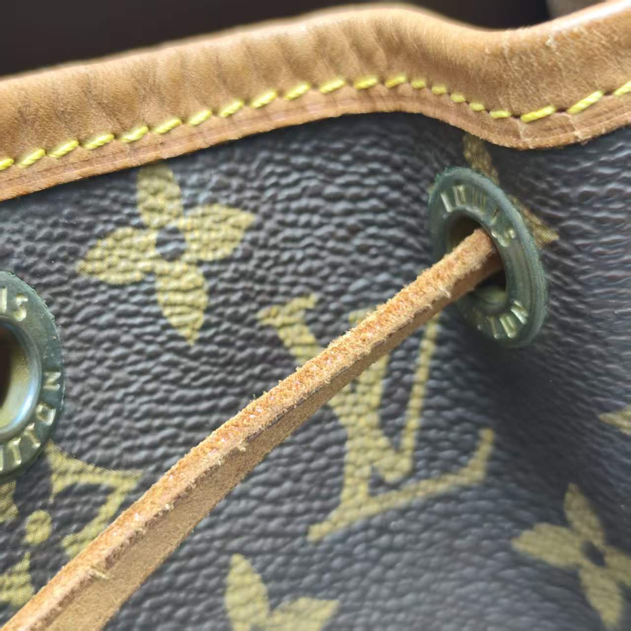 【*Shipped from: China*】LOUIS VUITTON PU Shoulder Bag — view 10