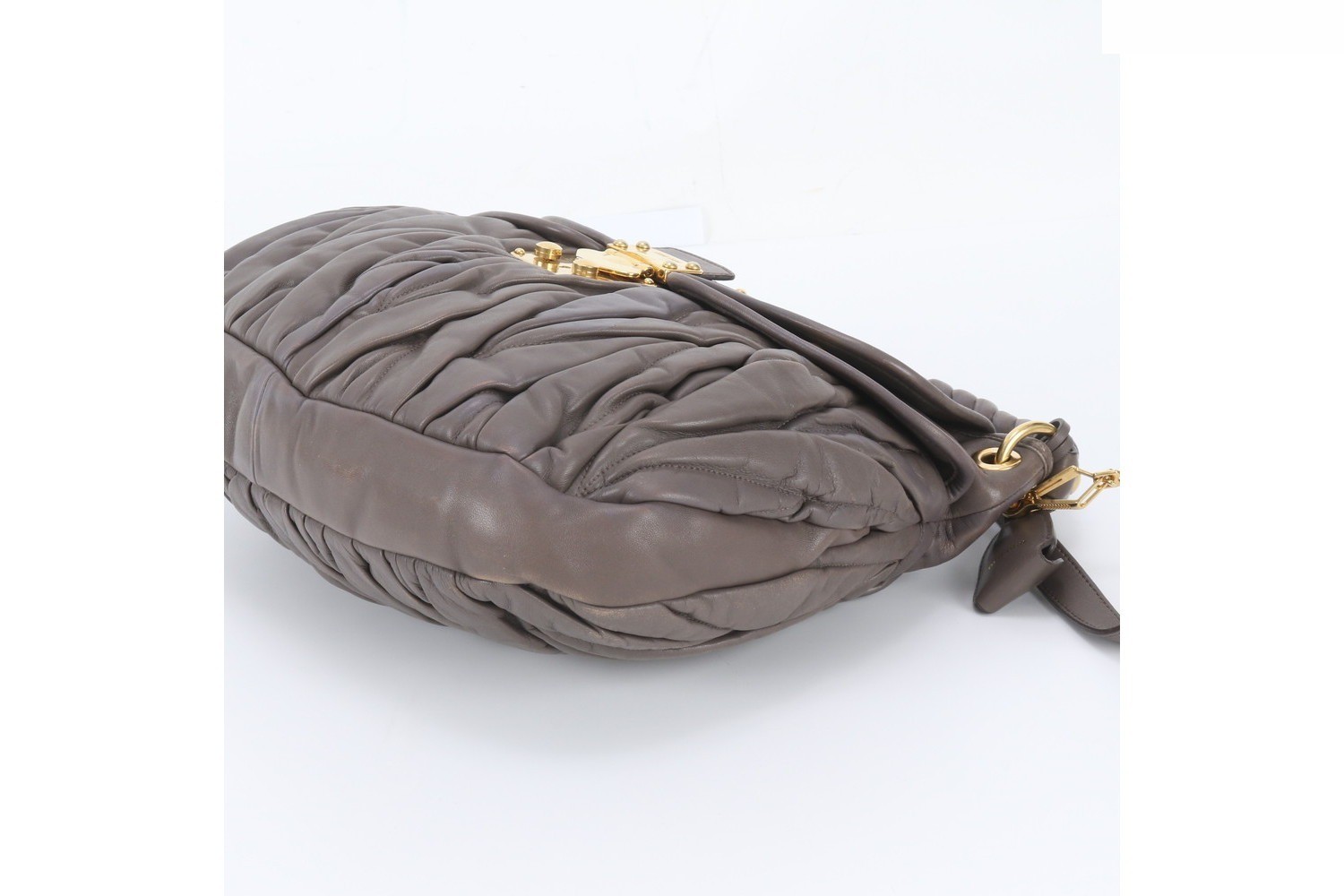 Matelassé Coffer Leather 2-Way Shoulder Bag, Crossbody Bag, Handbag — view 5