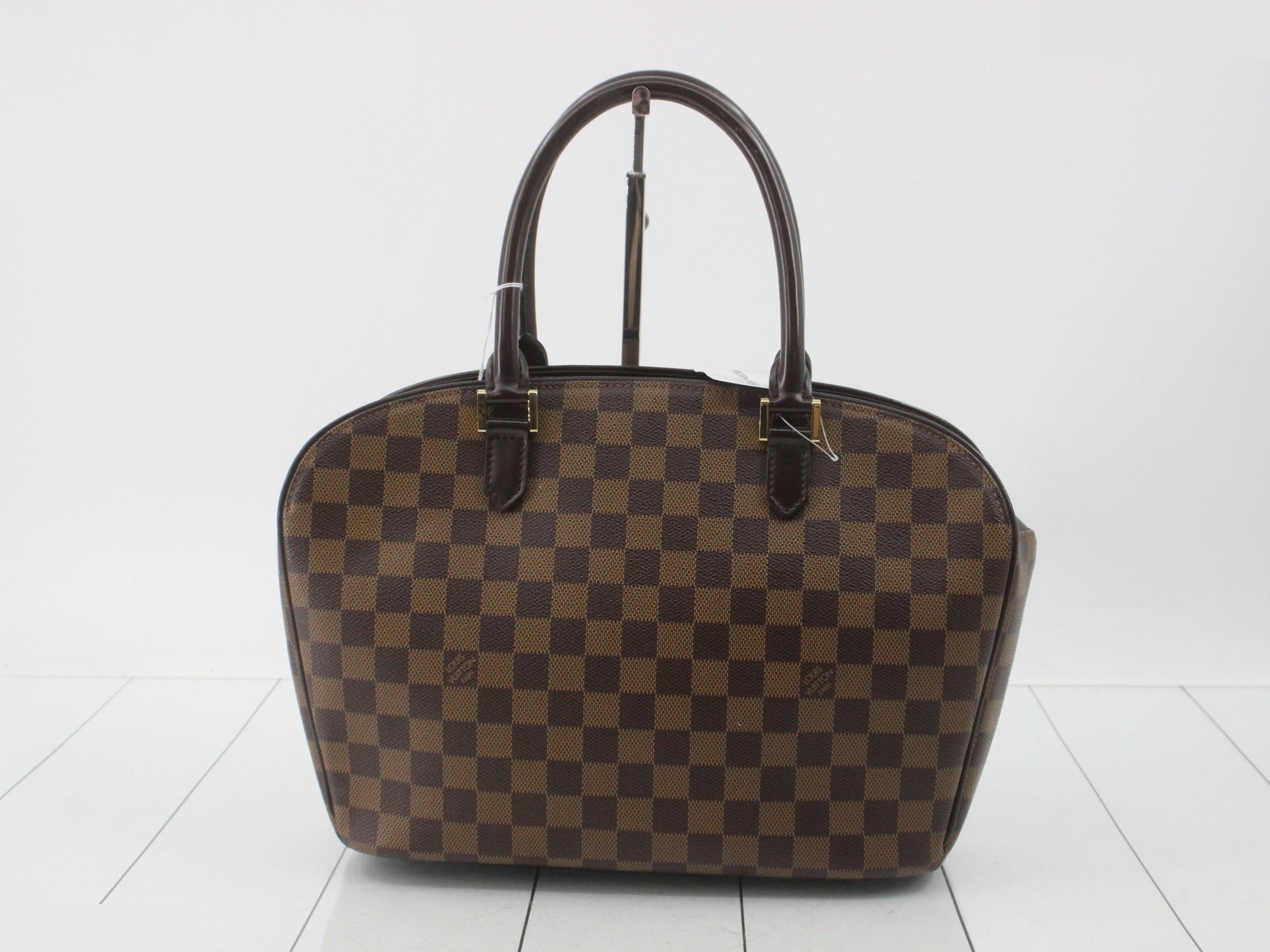 Damier Salia Horizontal Handbag — view 2