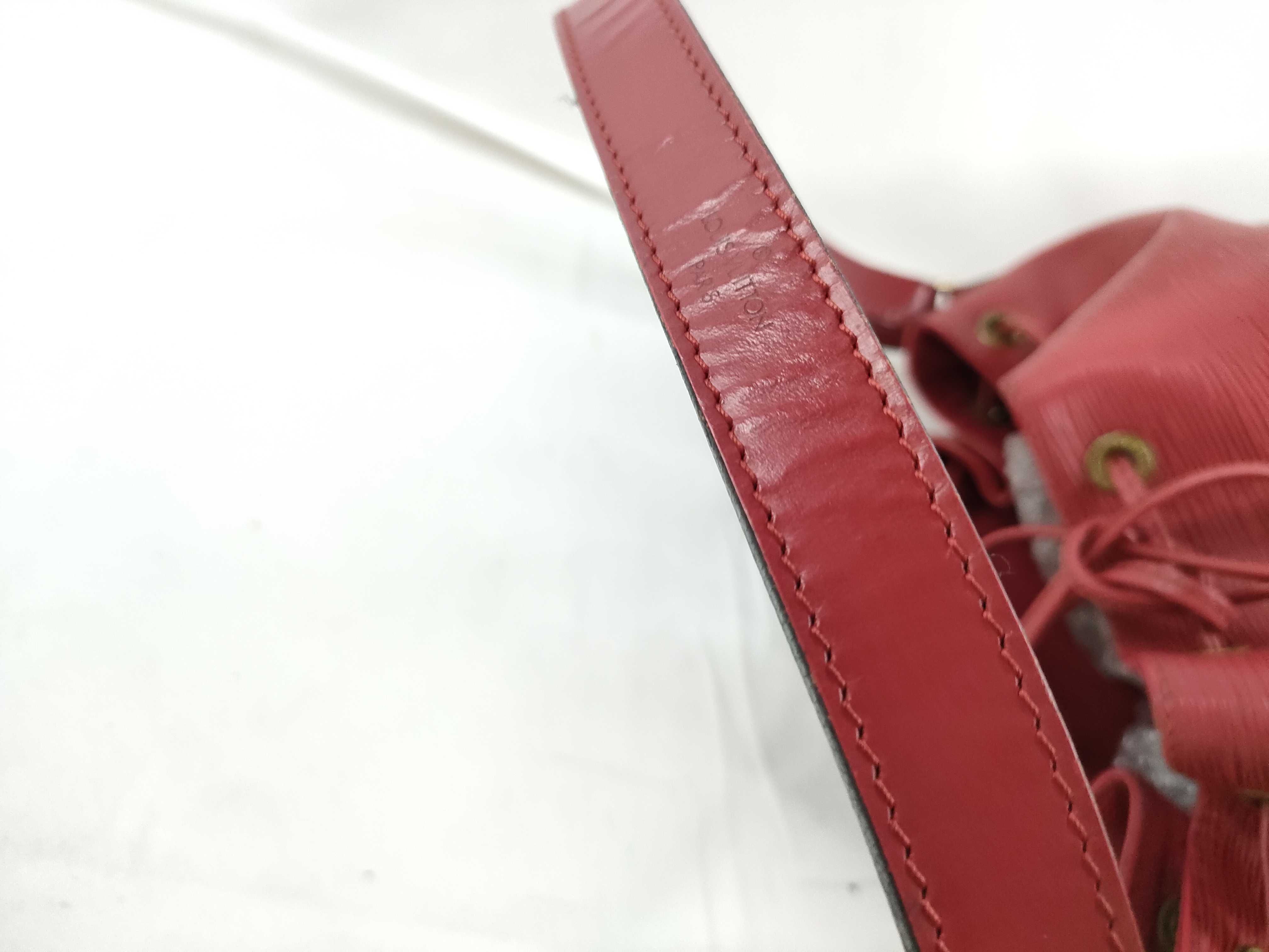Epi Leather Petit Noé Red Shoulder Bag — view 8