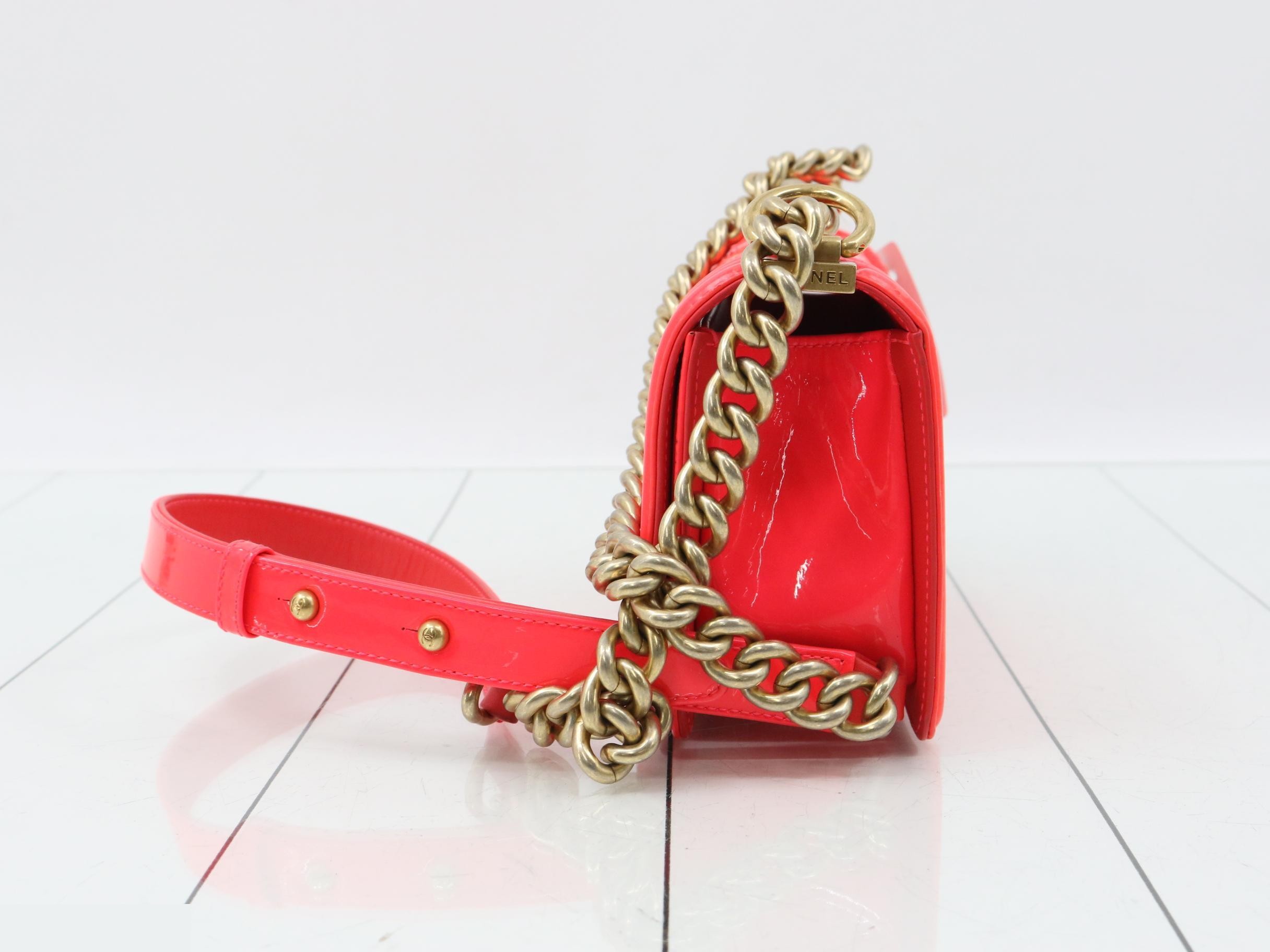 Boy Chanel enamel chain shoulder bag with gold hardware — view 3
