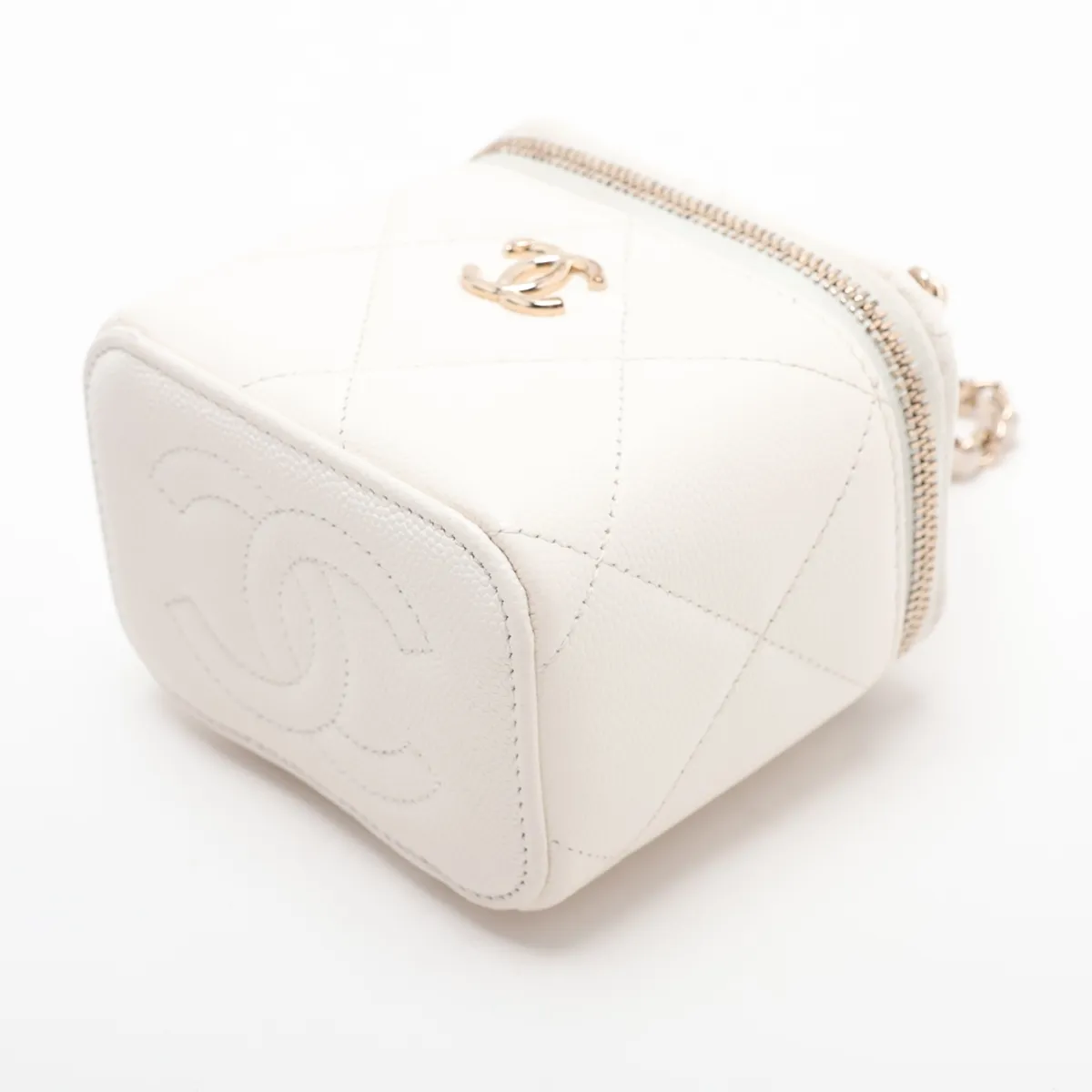 Matelassé Caviar Skin Vanity Bag, White with Gold Hardware, C8L75280, Random Plate — view 3