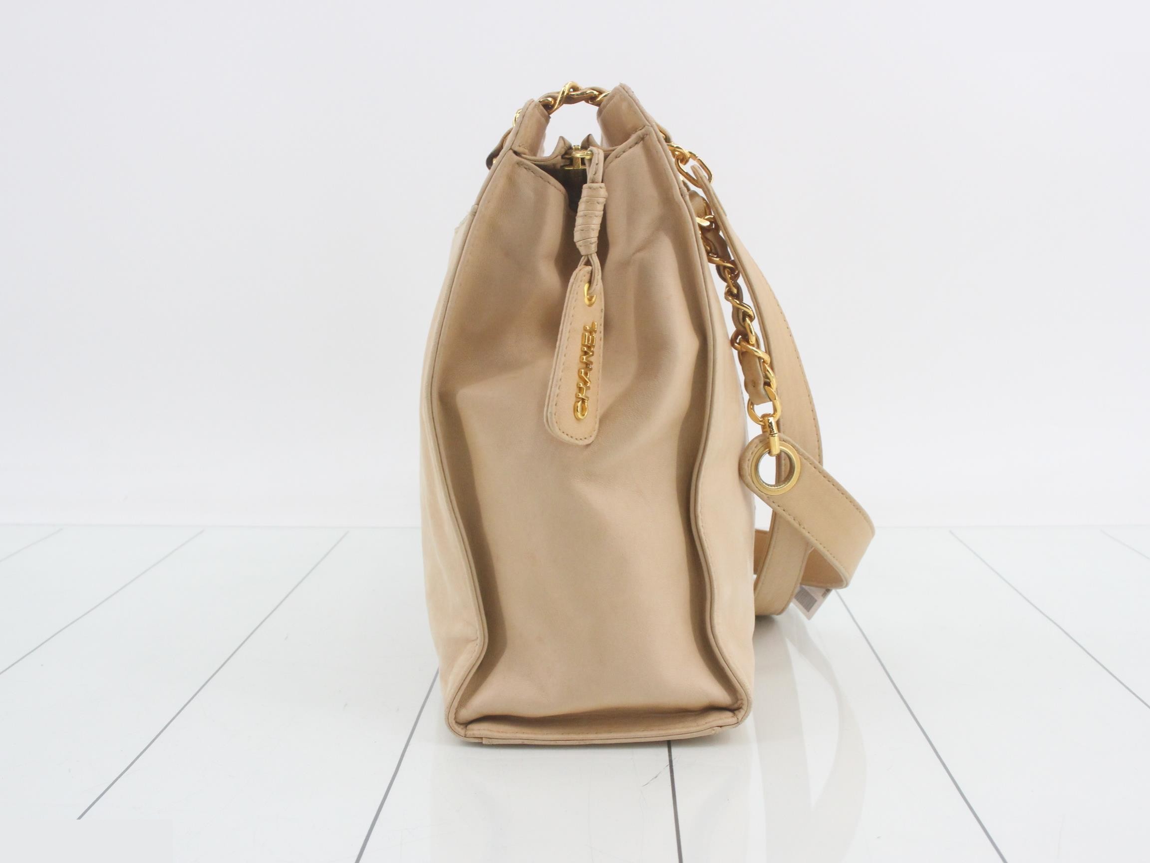 Coco Mark Chain Shoulder Bag — view 4