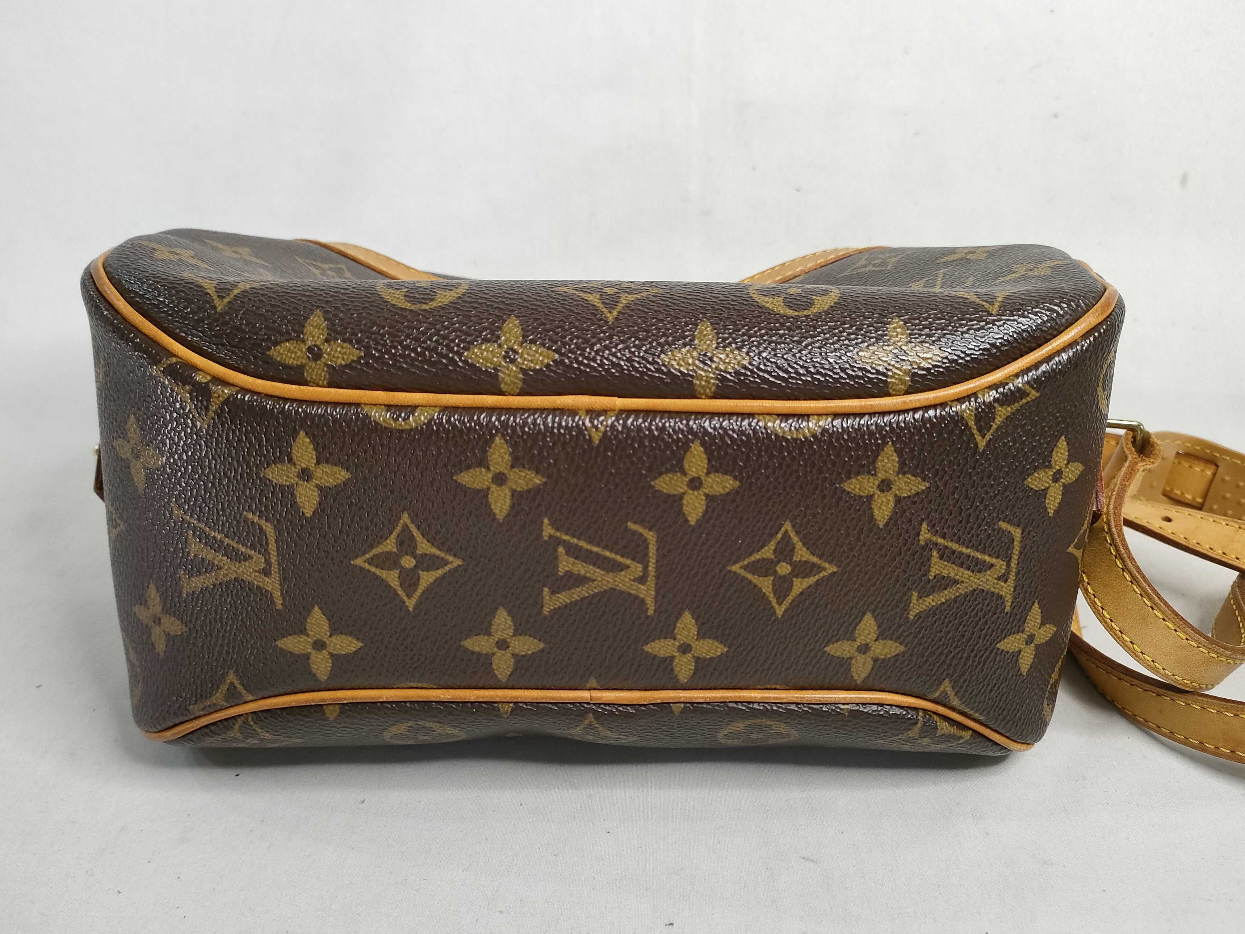 Monogram Blois M51221 CA1024 Brown Shoulder Bag — view 7