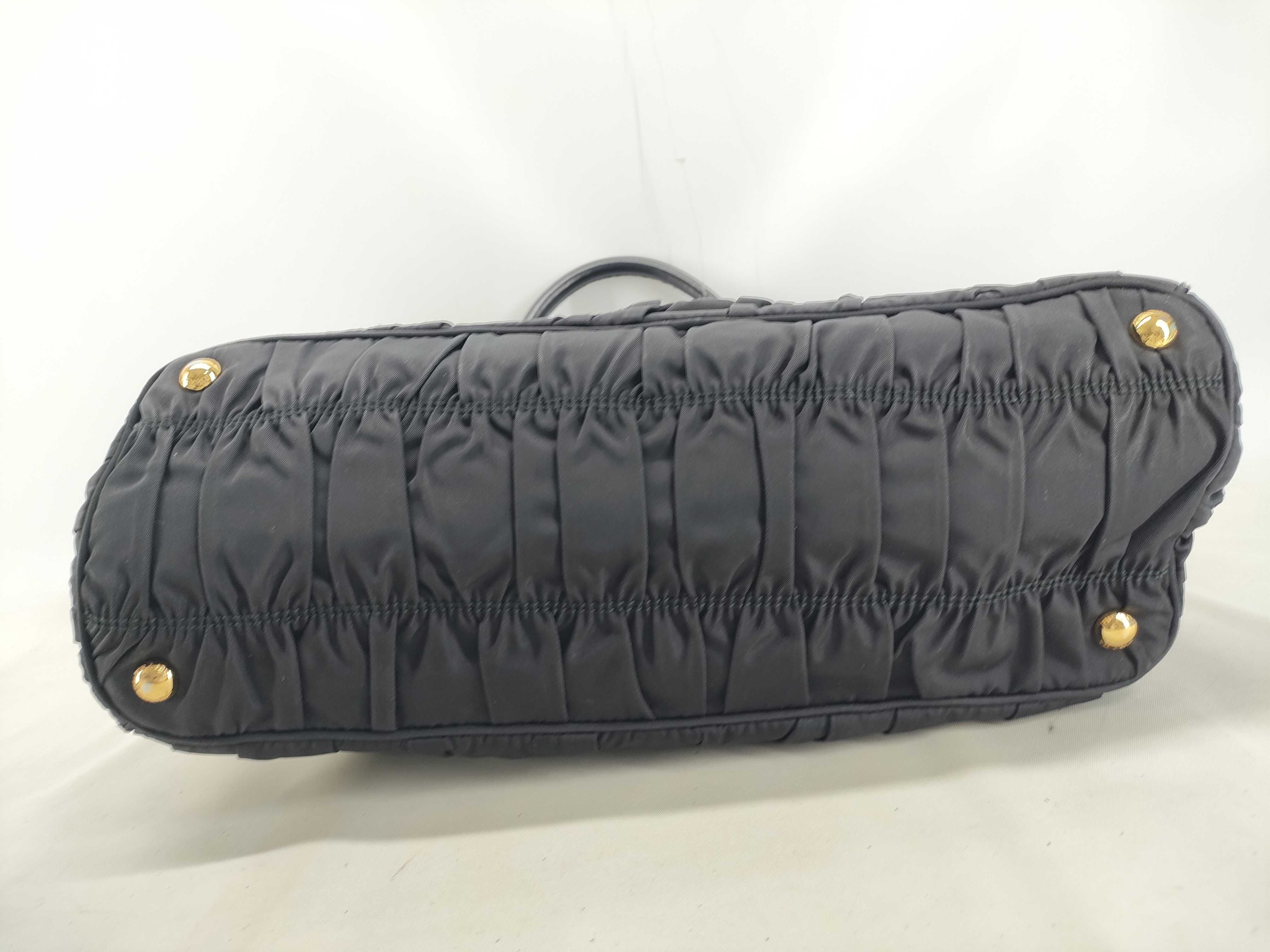 Nylon ID-Tesut Gauffle Nylon 2-Way Handbag Black BN1336 with strap and crochet — view 3