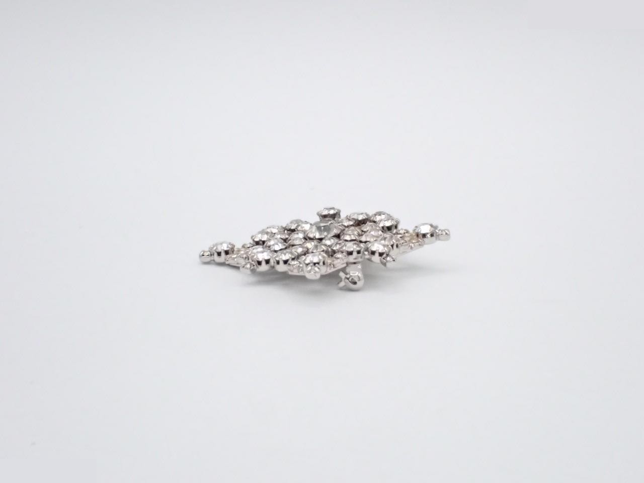 Other lines: Precious metals and brooches — view 3