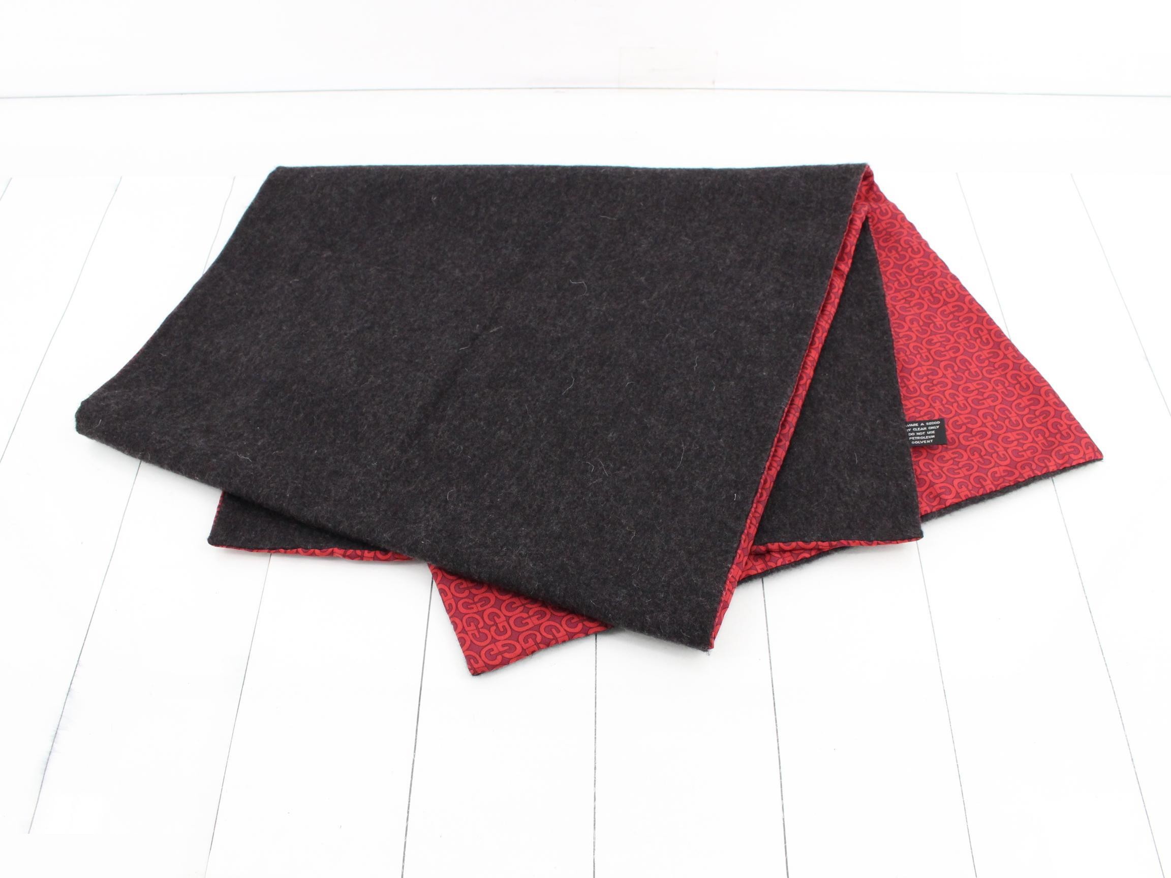 Cashmere and silk scarf — view 3