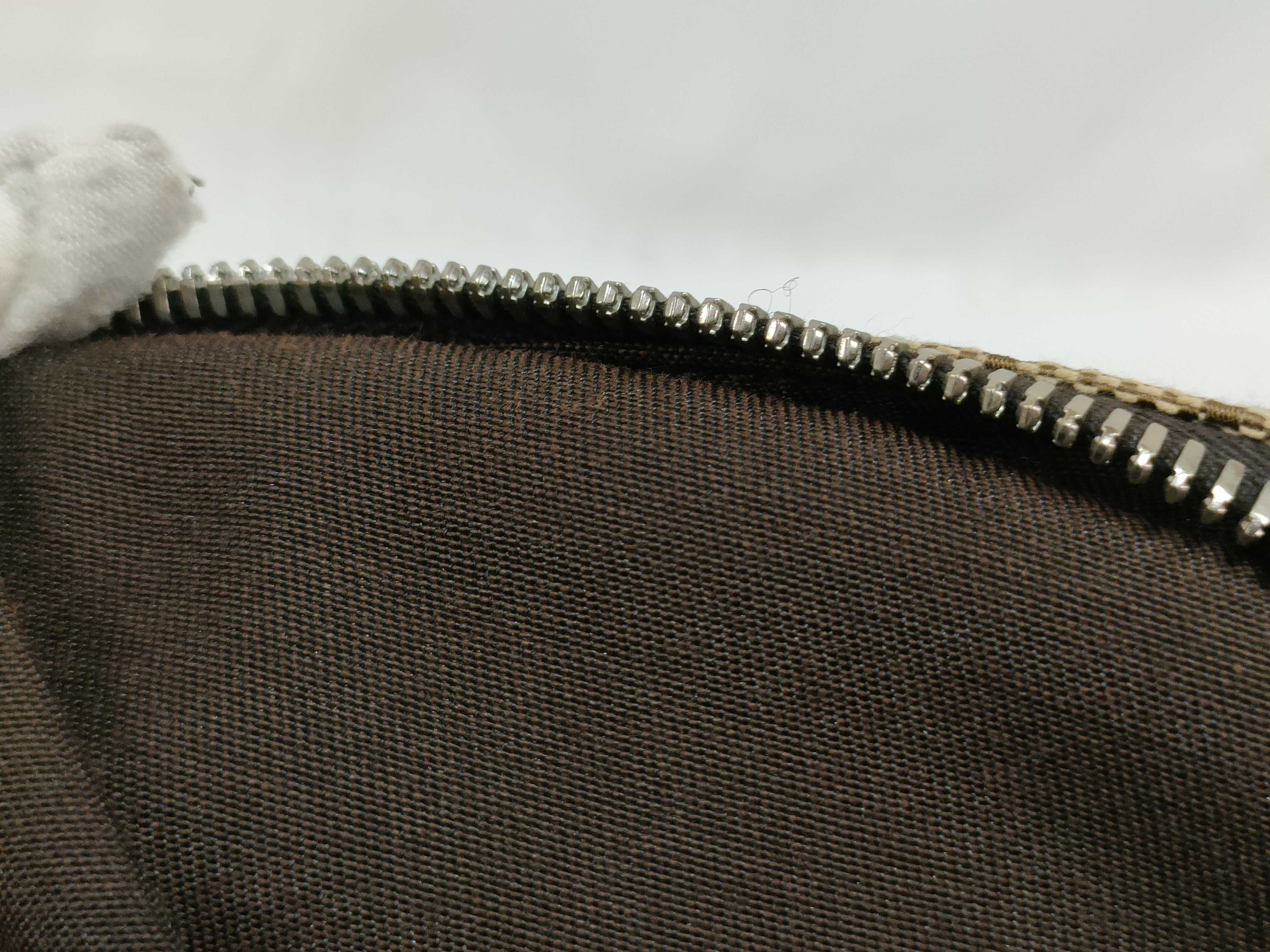 GG Canvas Gucci GG Canvas x Leather Body Bag Beige x Brown 630915 Outlet Shoulder Bag — view 14