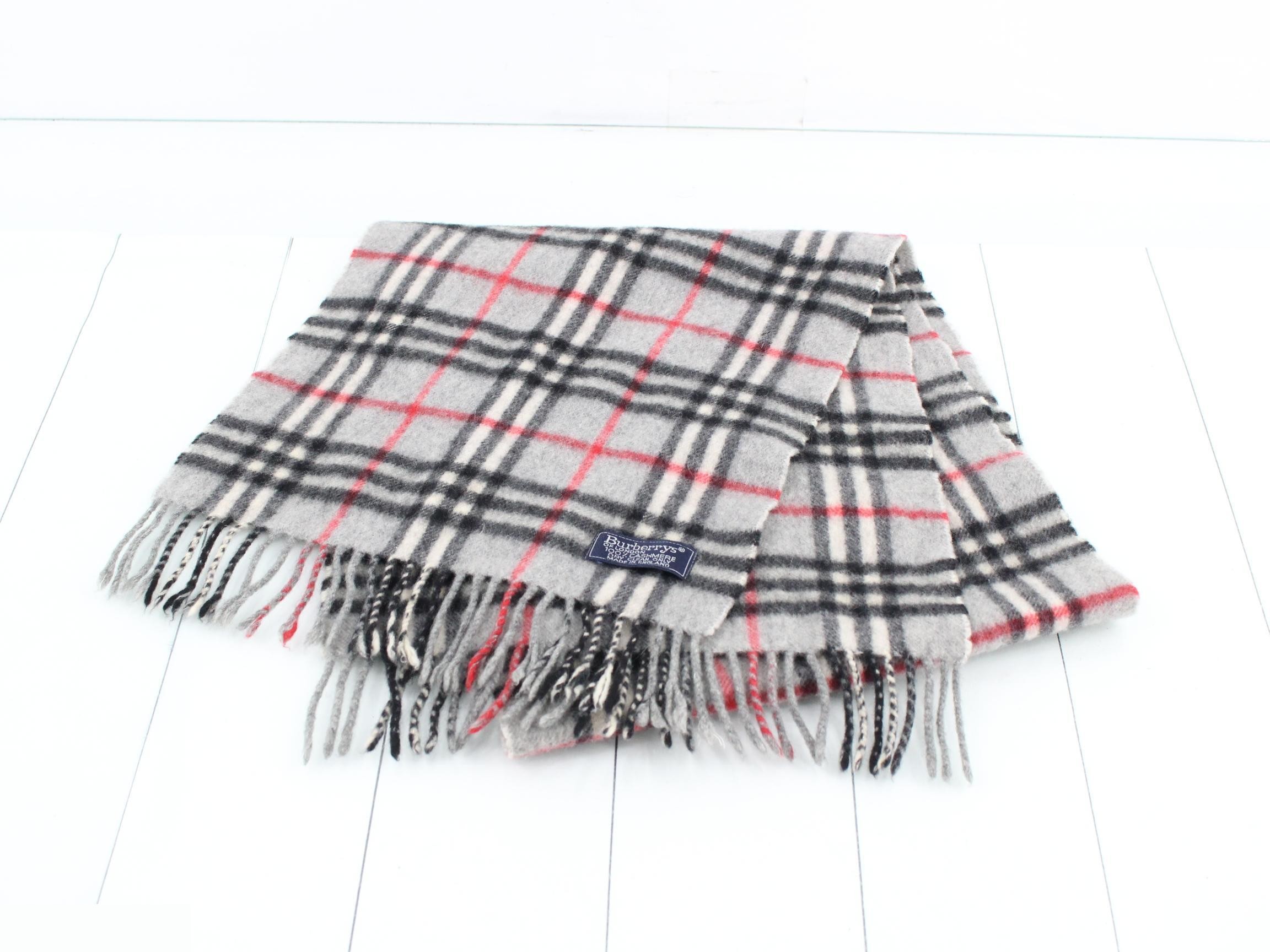 Other lines: Small items, accessories, and scarves — view 2