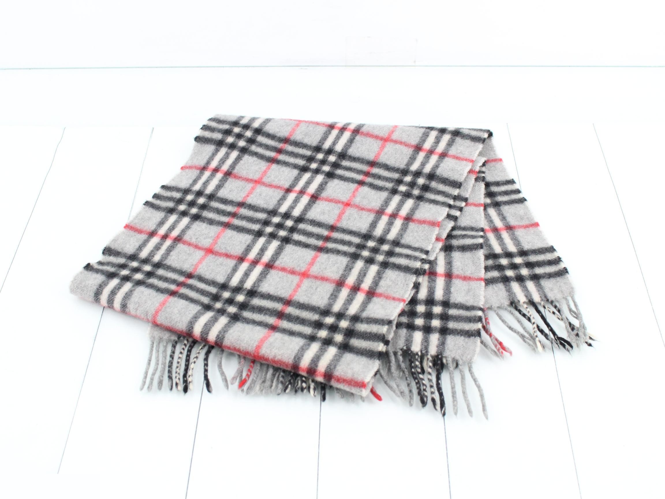 Other lines: Small items, accessories, and scarves — view 3