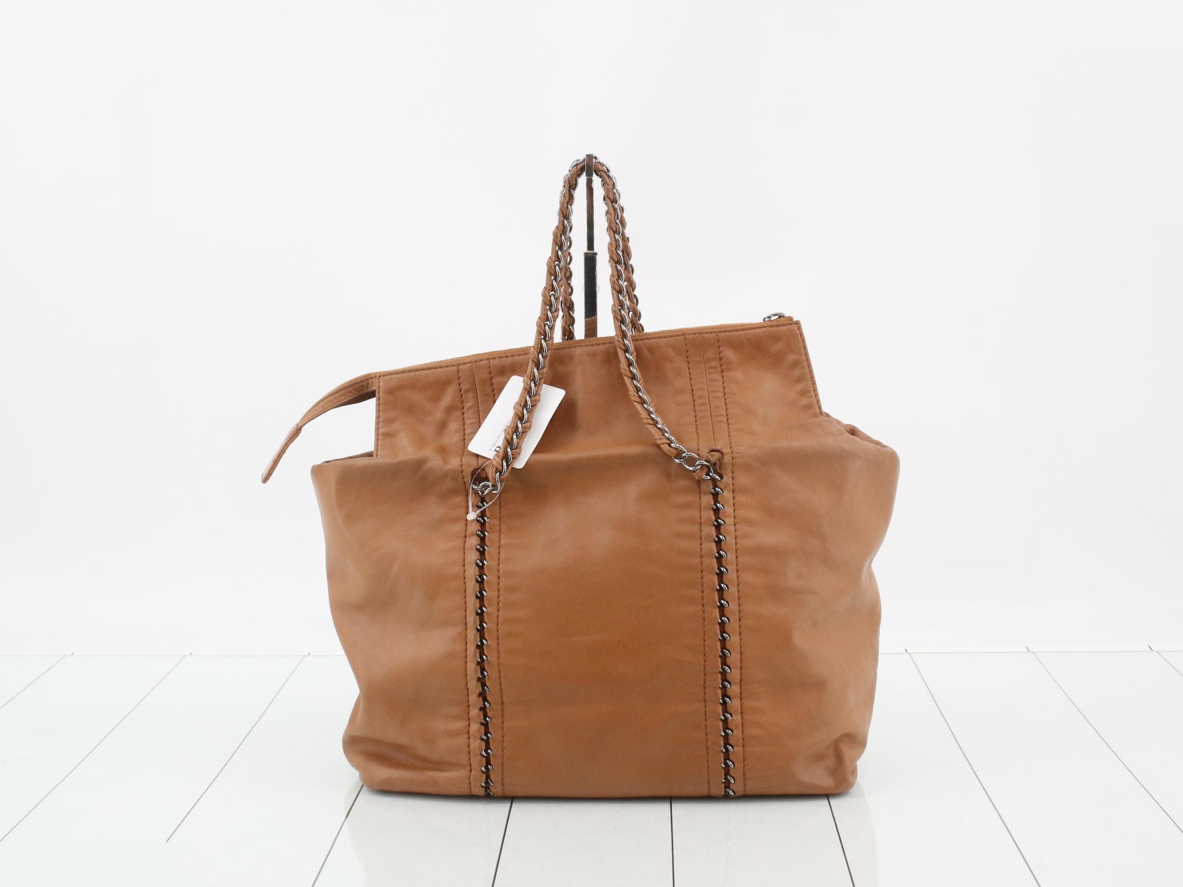 Luxury (Bags) - Tote Bags — view 2
