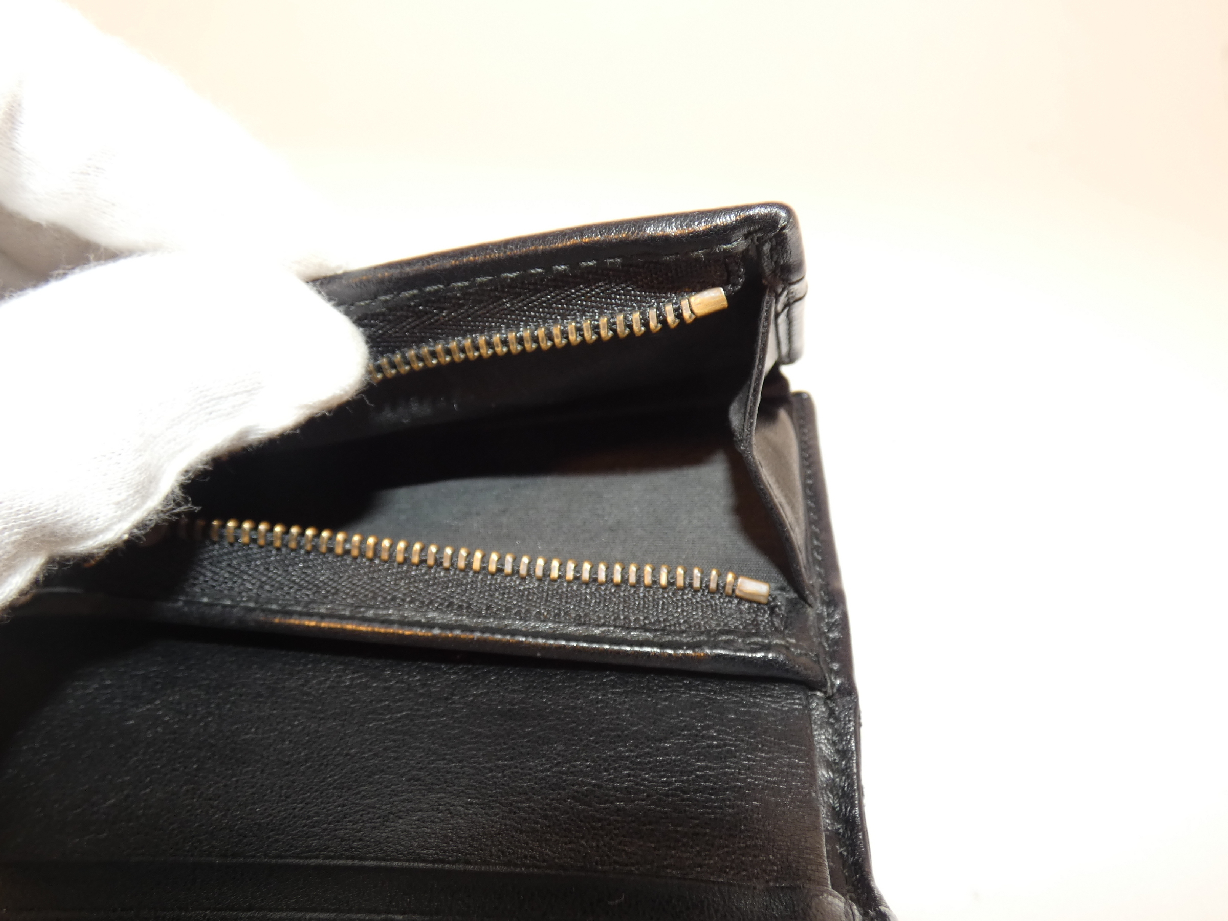 Marmont Black Leather Compact Flap Wallet — view 7