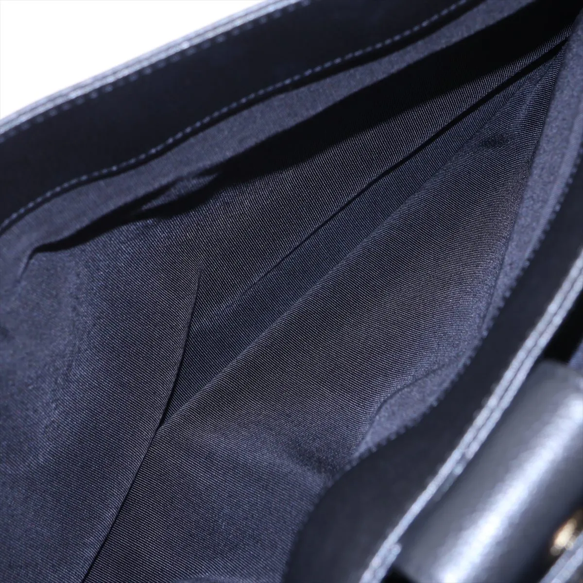 [Individually packaged] Chanel Executive Caviar Skin 2-Way Tote Bag, Black with Gold Hardware, 16563272, Series 16 — view 14