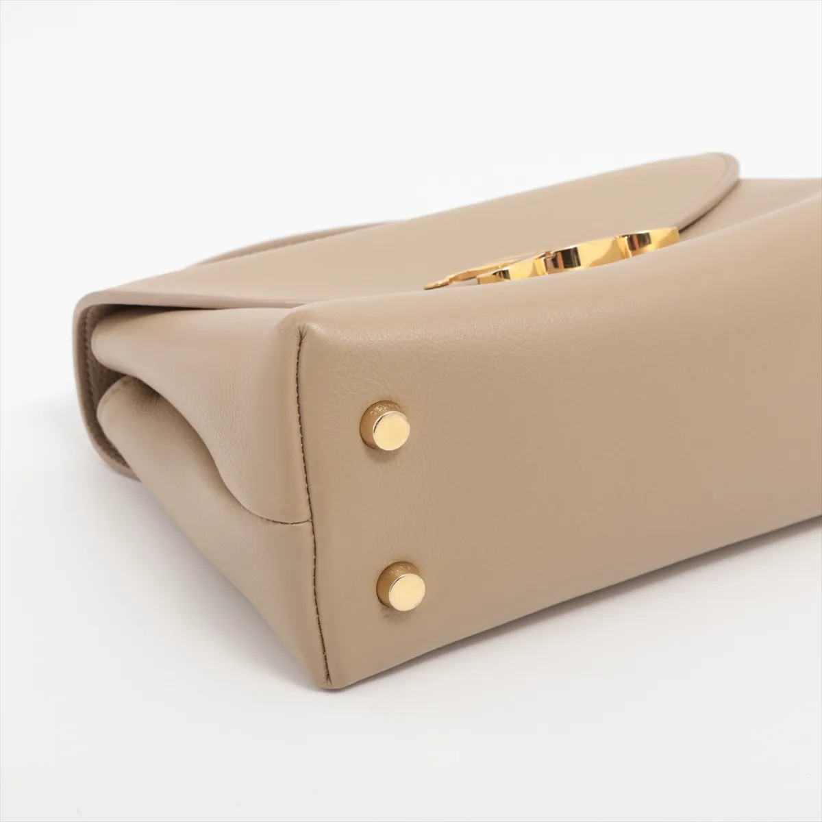 Triomphe Teen Nino Leather 2WAY Handbag Beige — view 4