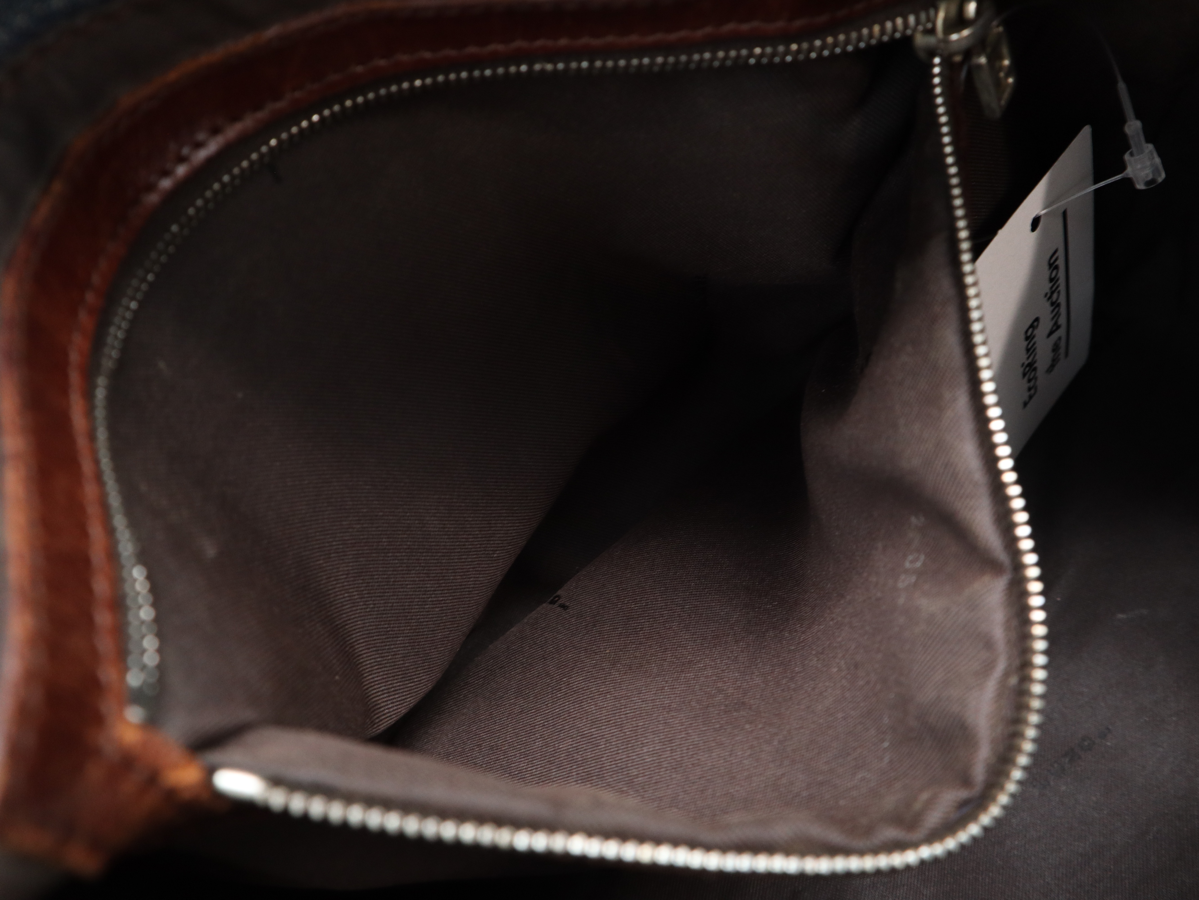 Denim Mamma Bucket Shoulder Bag (Cotton Shoulder Bag) — view 9