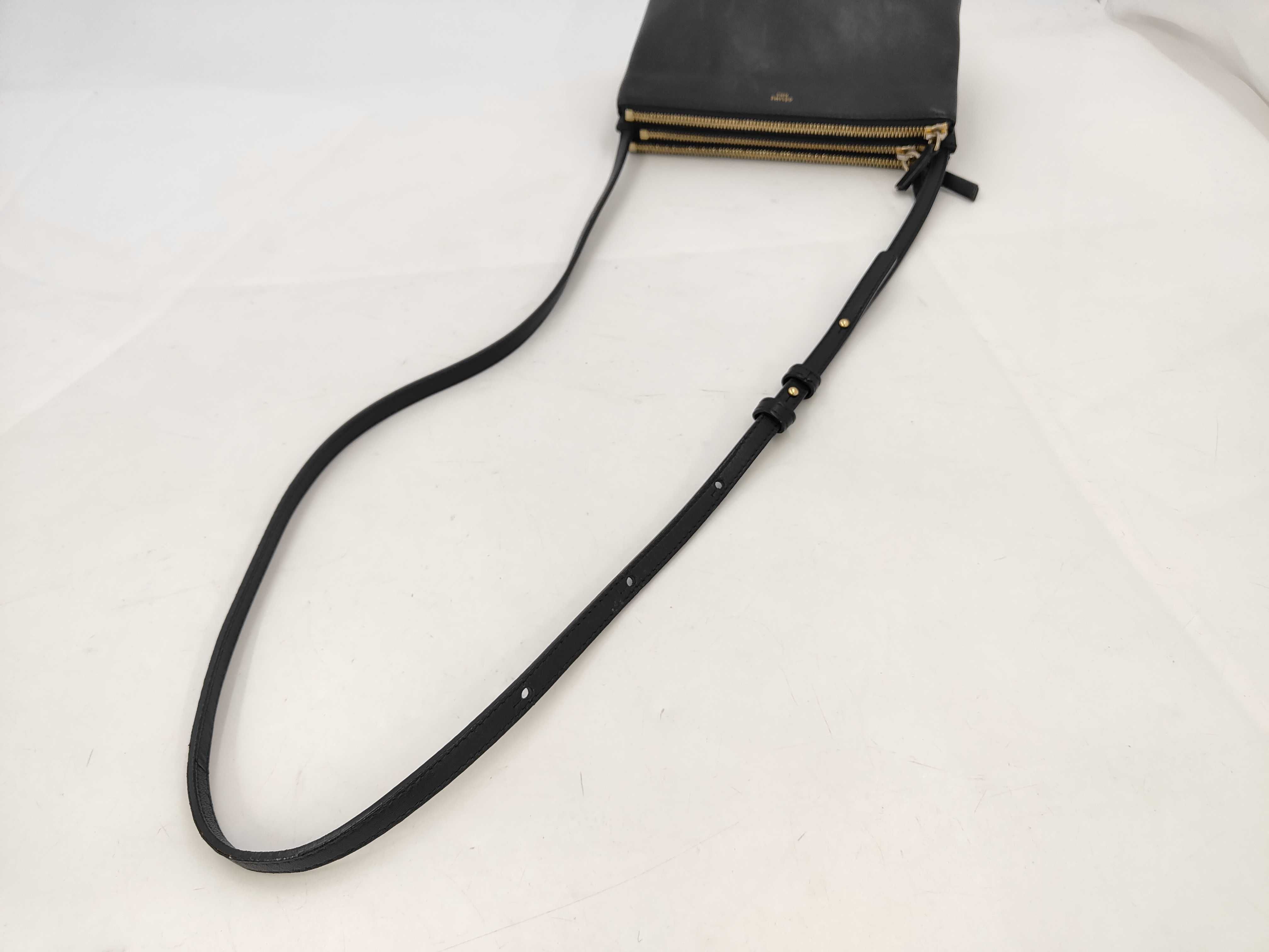 shoulder bag — view 3