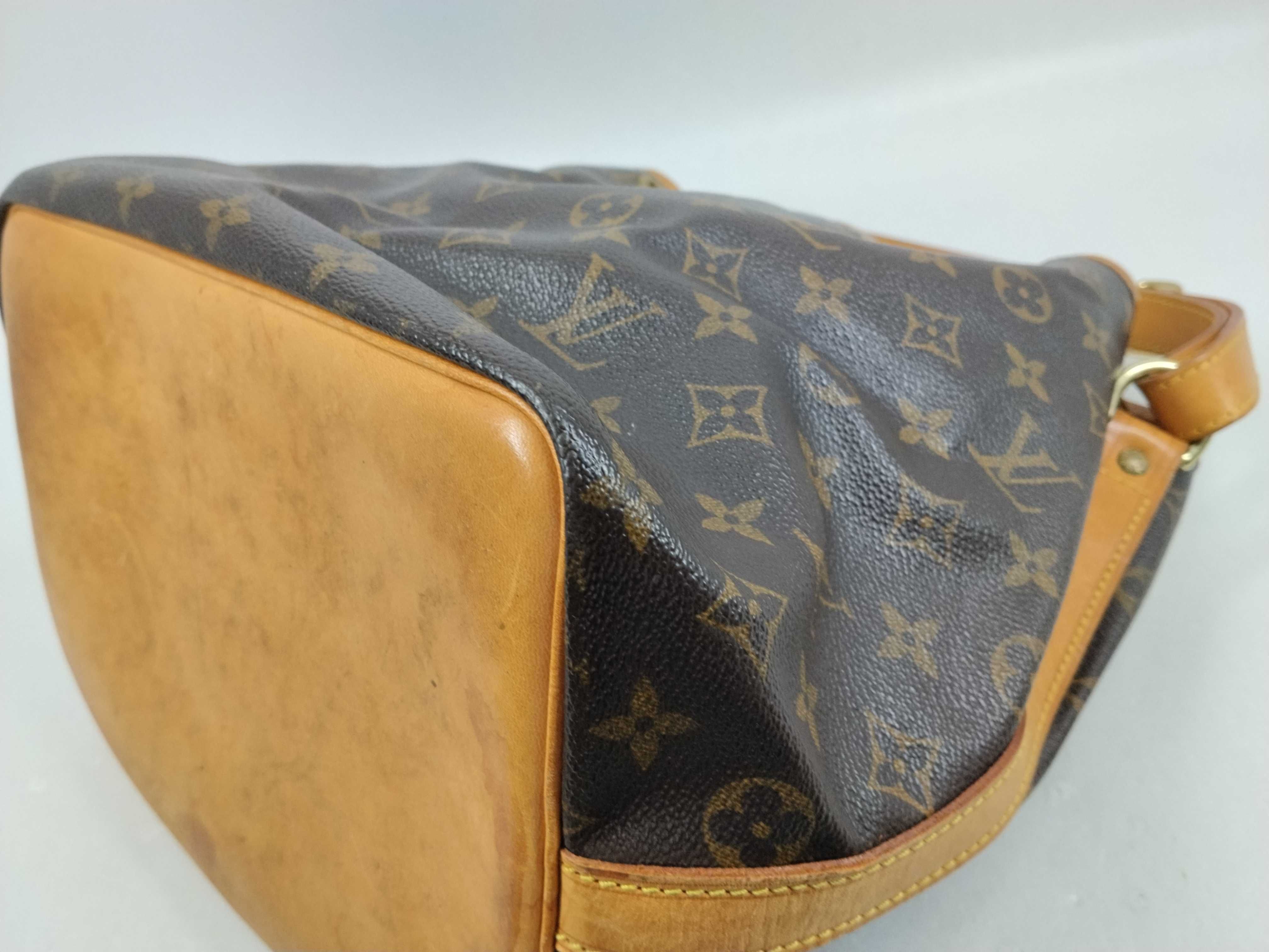 Monogram Petit Noé M42226 Shoulder Bag — view 4