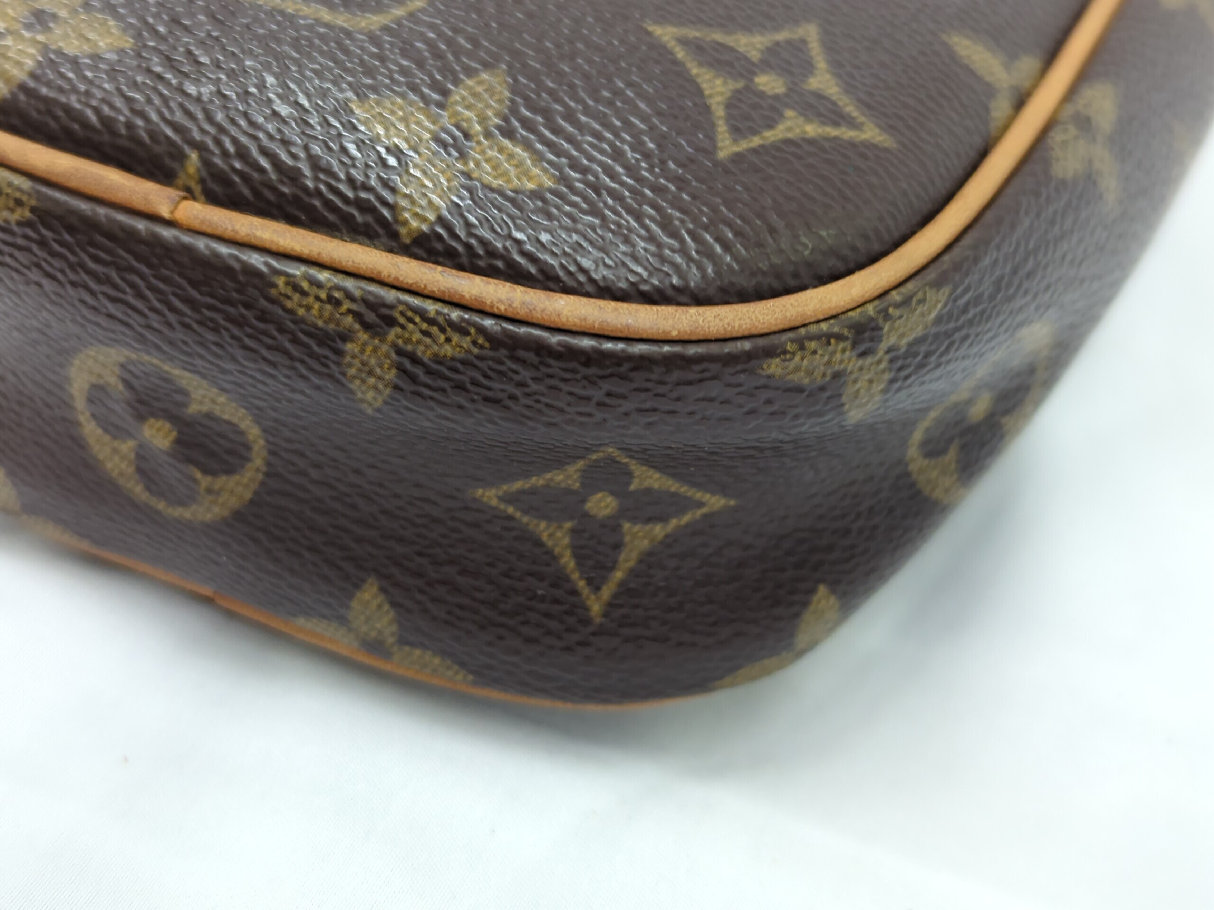 M51870 Monogram Pochette Gange Waist Bag — view 3