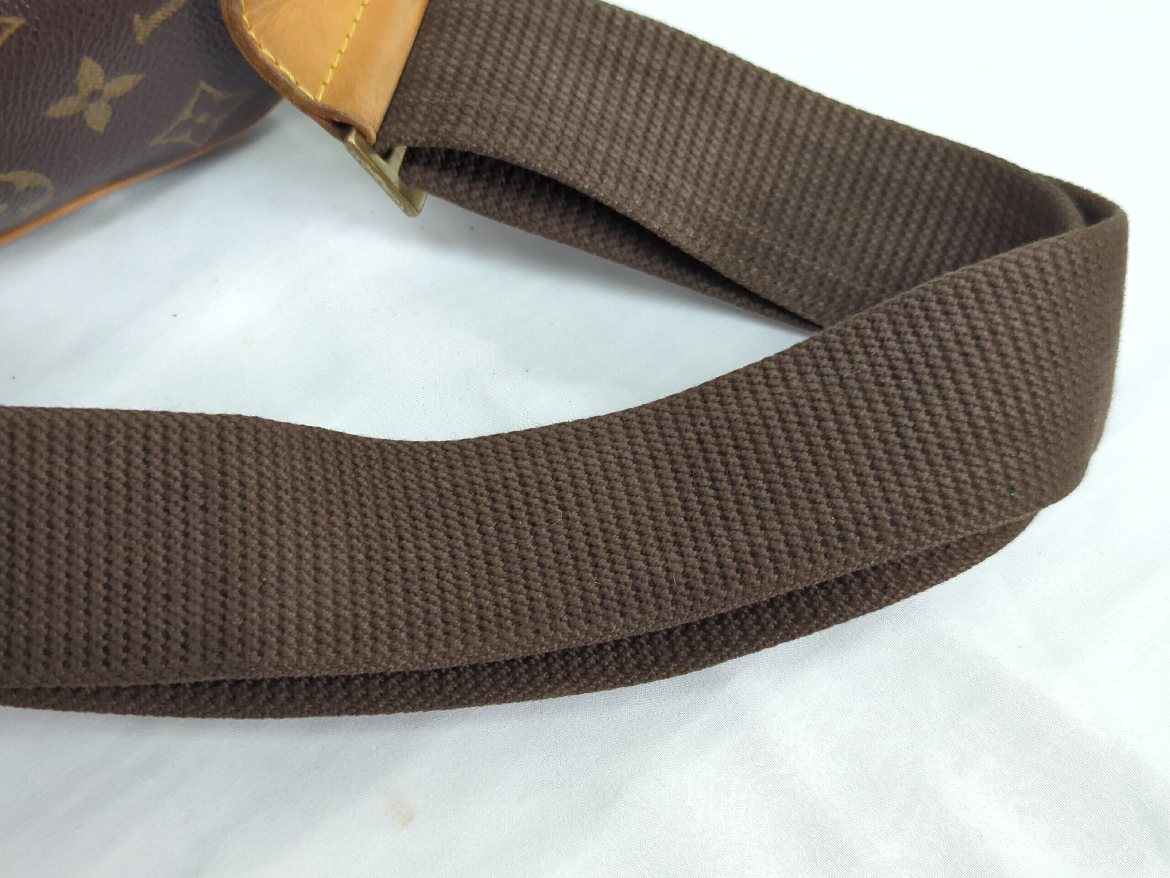 M51870 Monogram Pochette Gange Waist Bag — view 6
