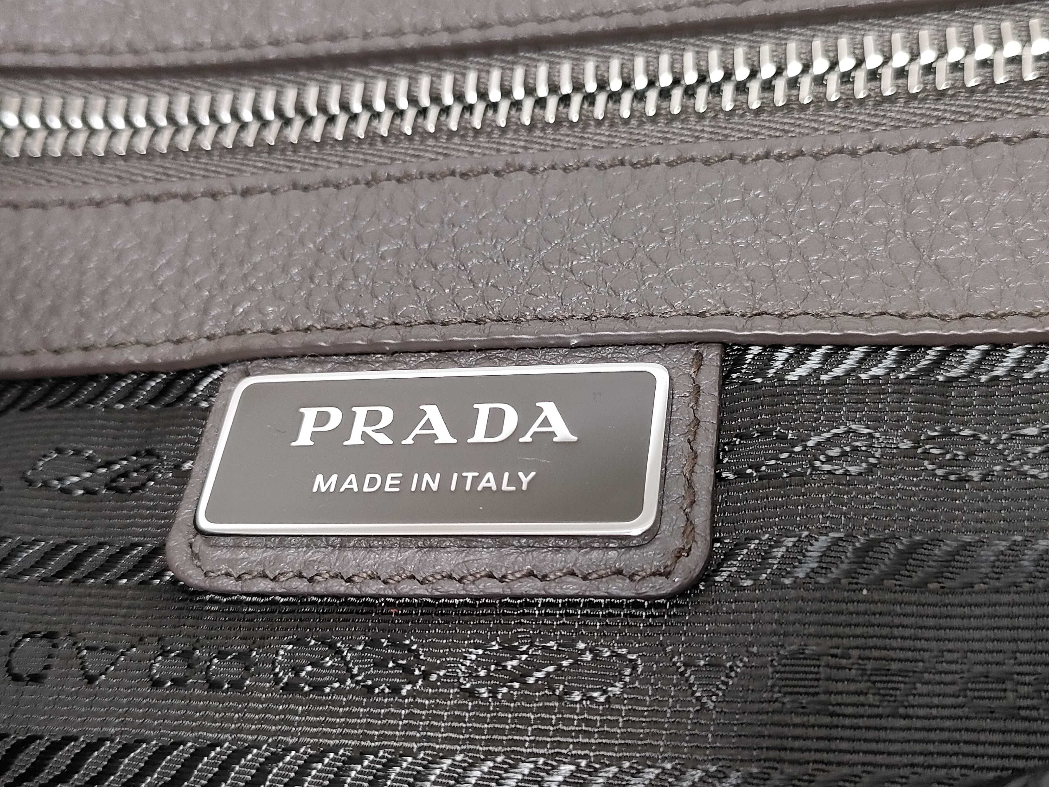 2VH182 Vitello Daino Tote Bag — view 11