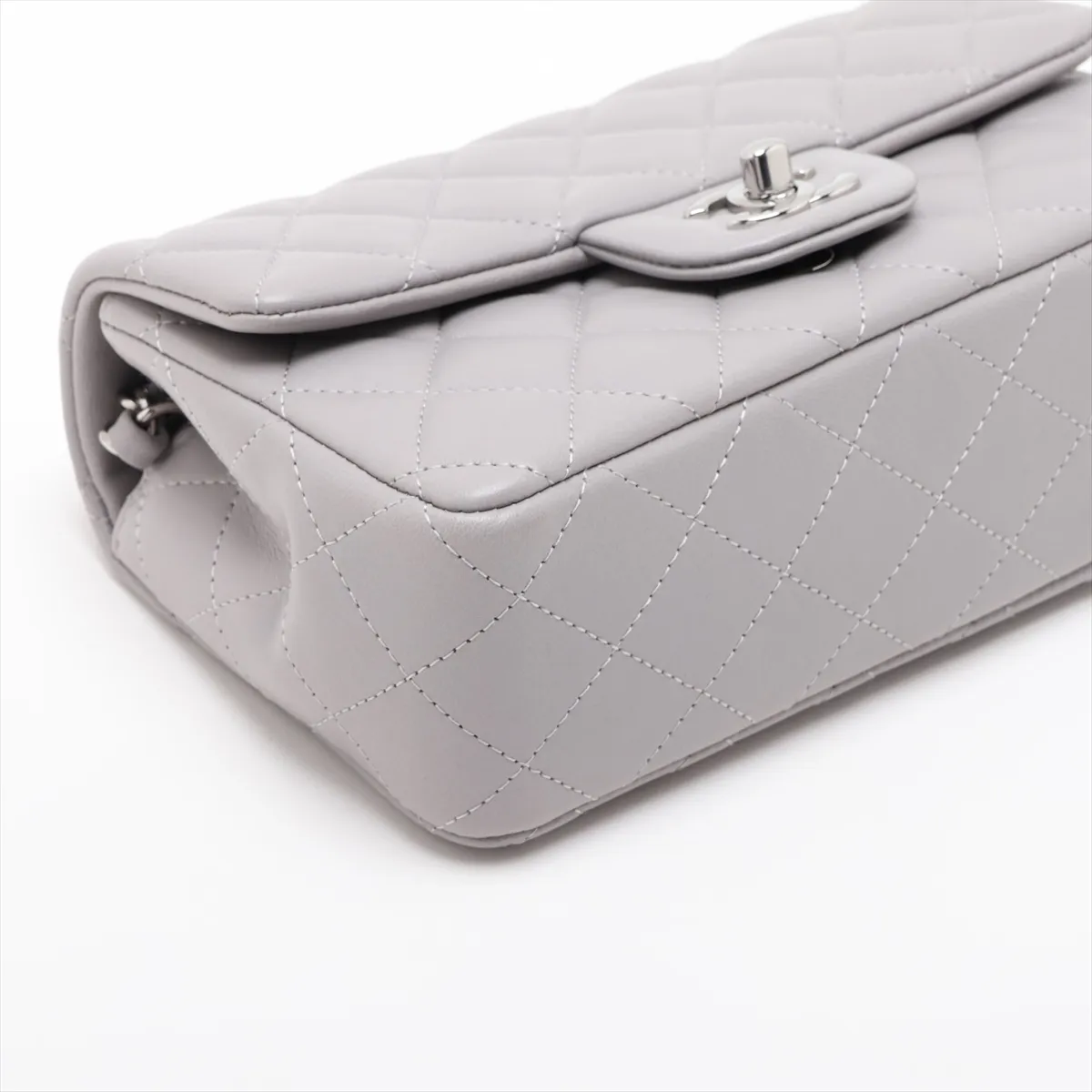 Mini Matelassé 20 Lambskin Single Flap Single Chain Bag, Gray, Silver Hardware, JTTP06K0, Random Plate, A69900 — view 4