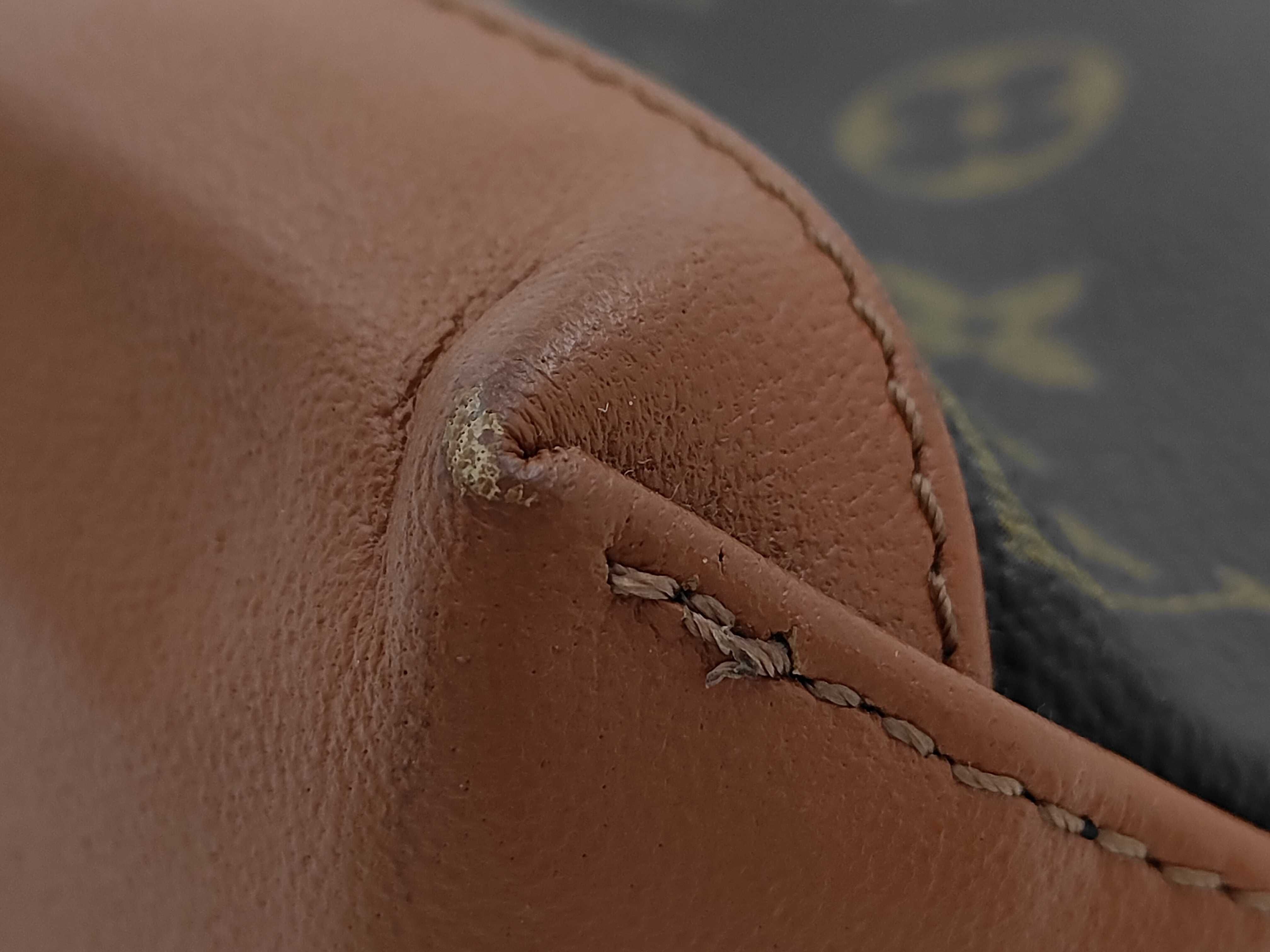Monogram Louis Vuitton Monogram Sac Weinend PM Tote Bag — view 4