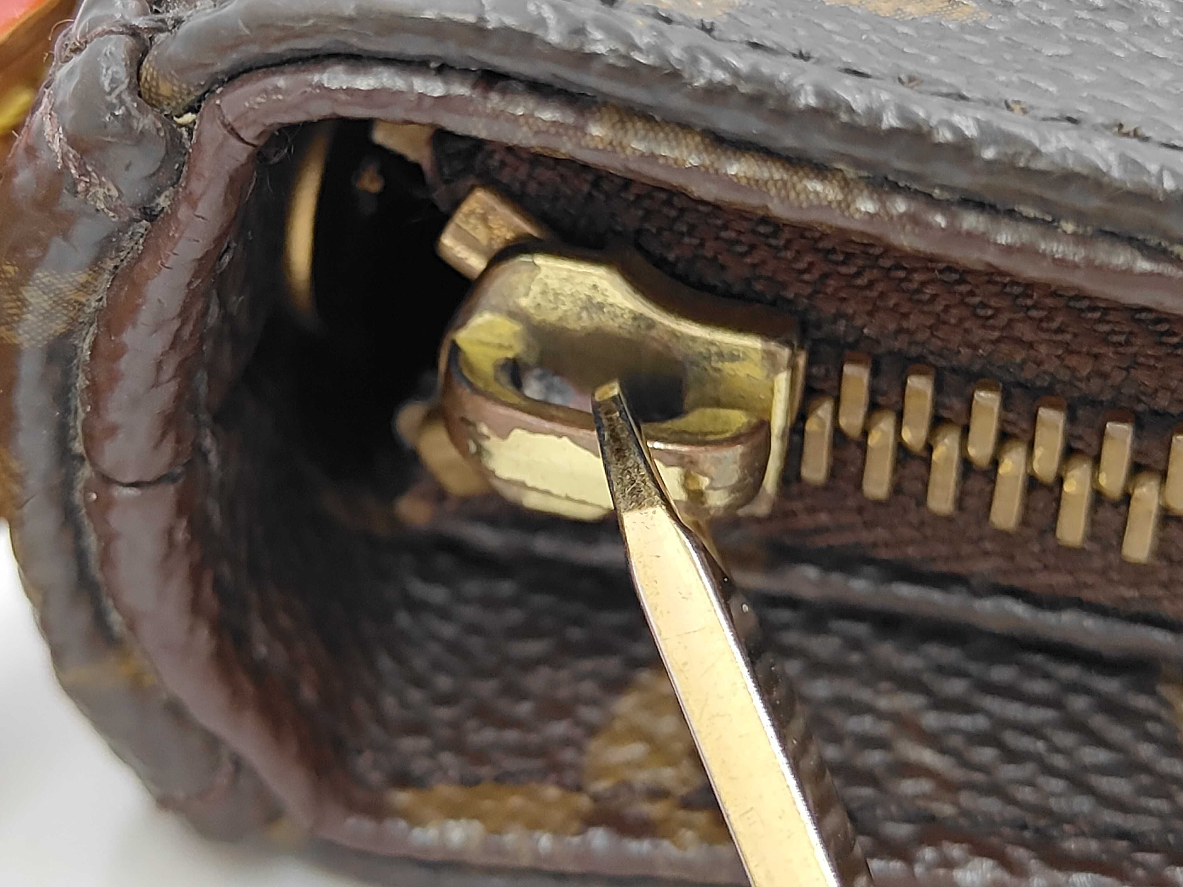 Monogram Looping MM Handbag — view 8
