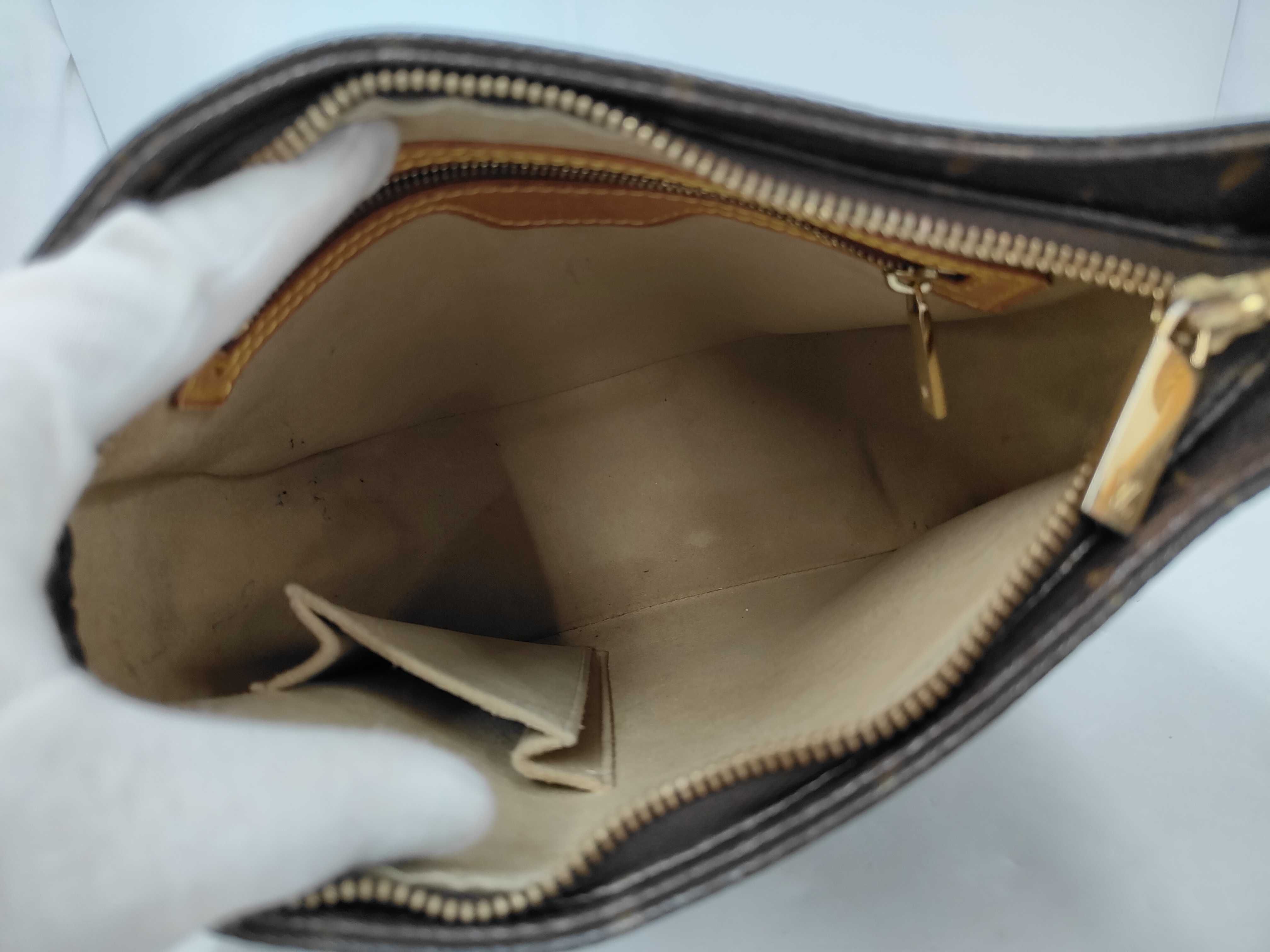 Monogram Looping MM Handbag — view 9