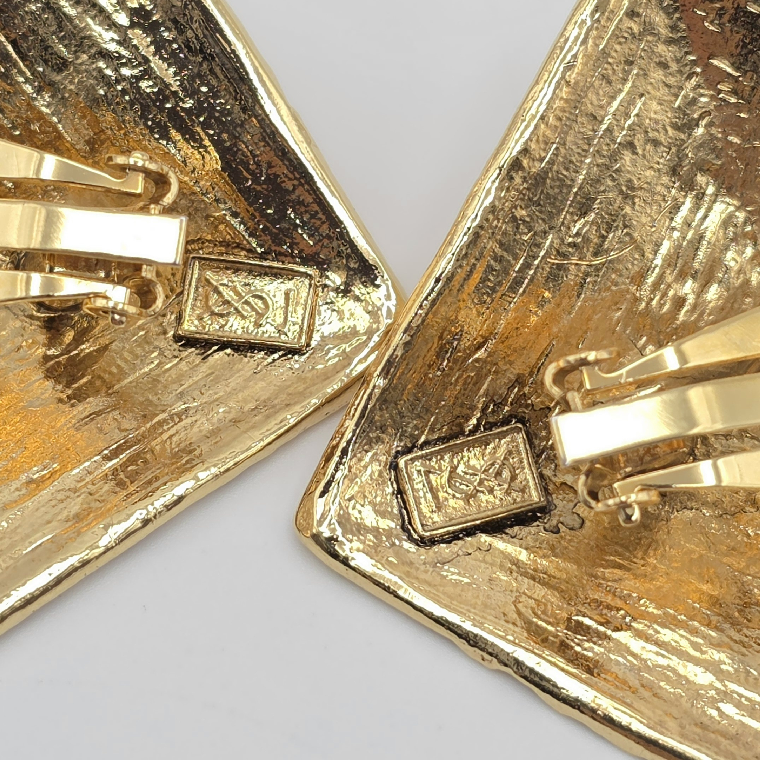 earrings — view 6