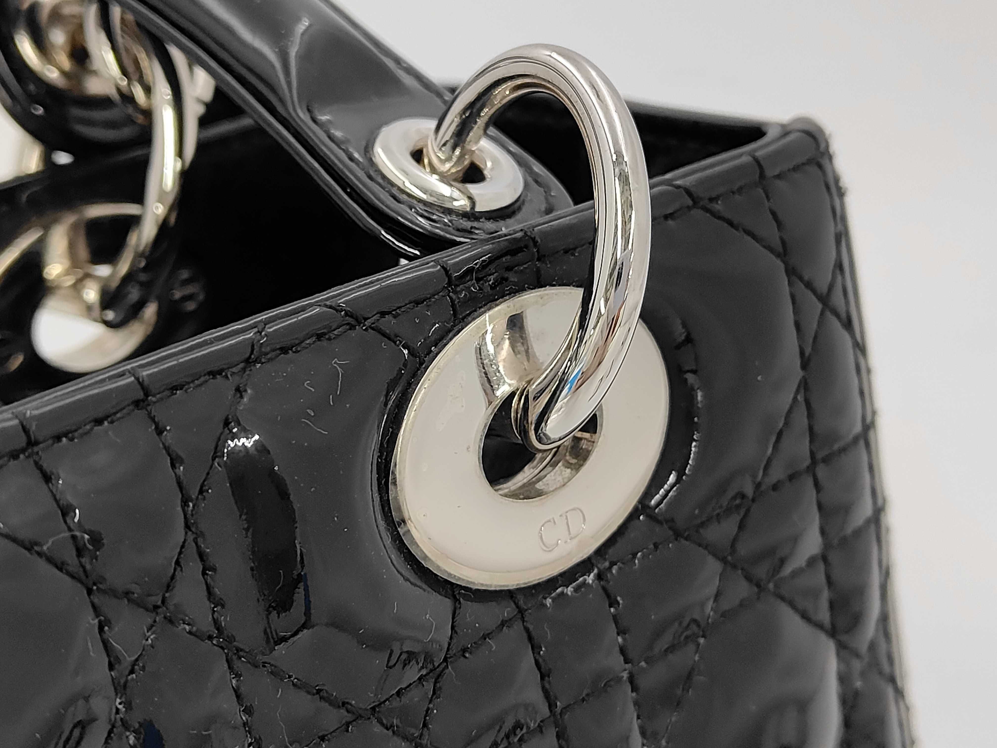 handbag — view 3