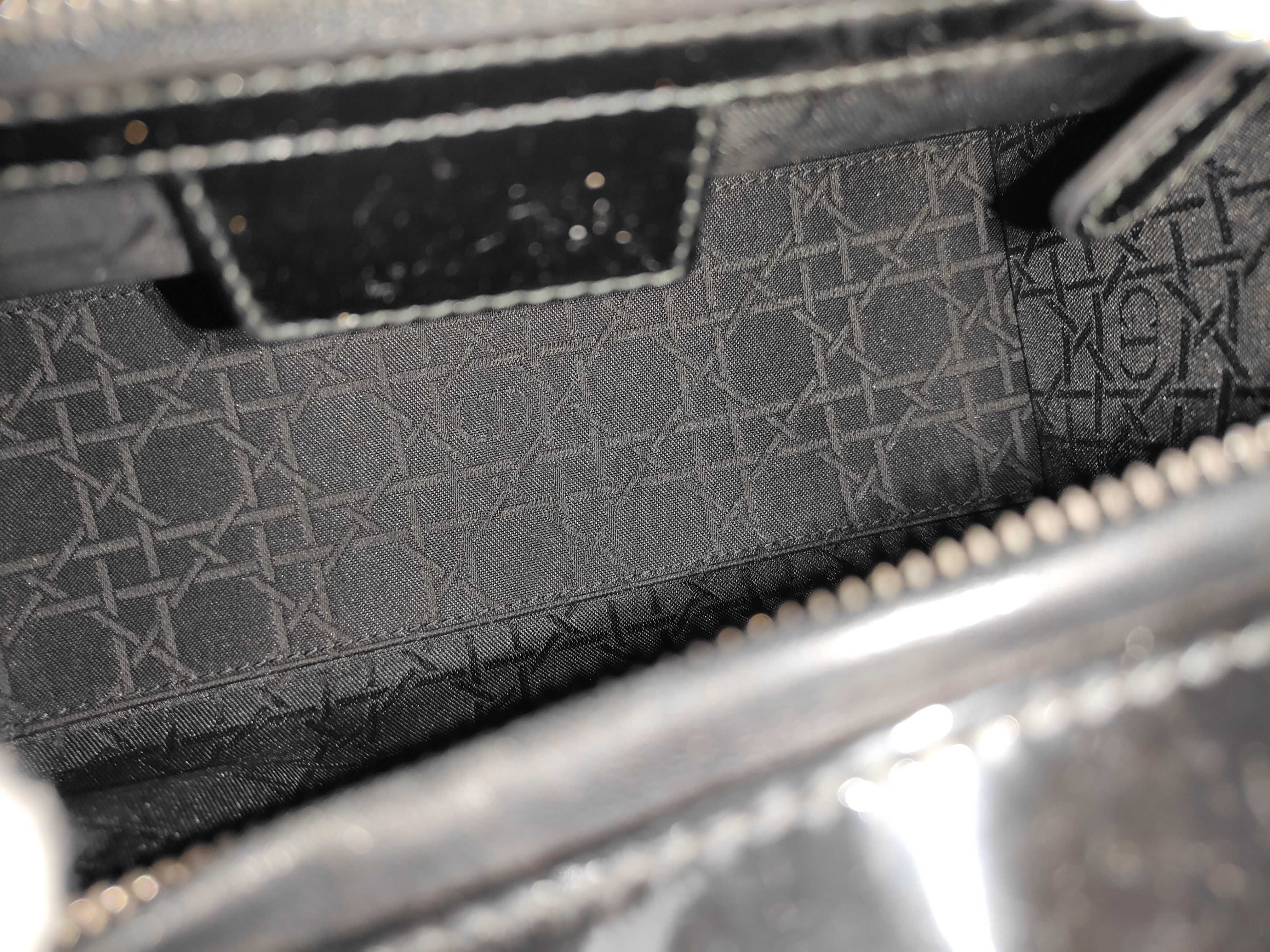 handbag — view 8
