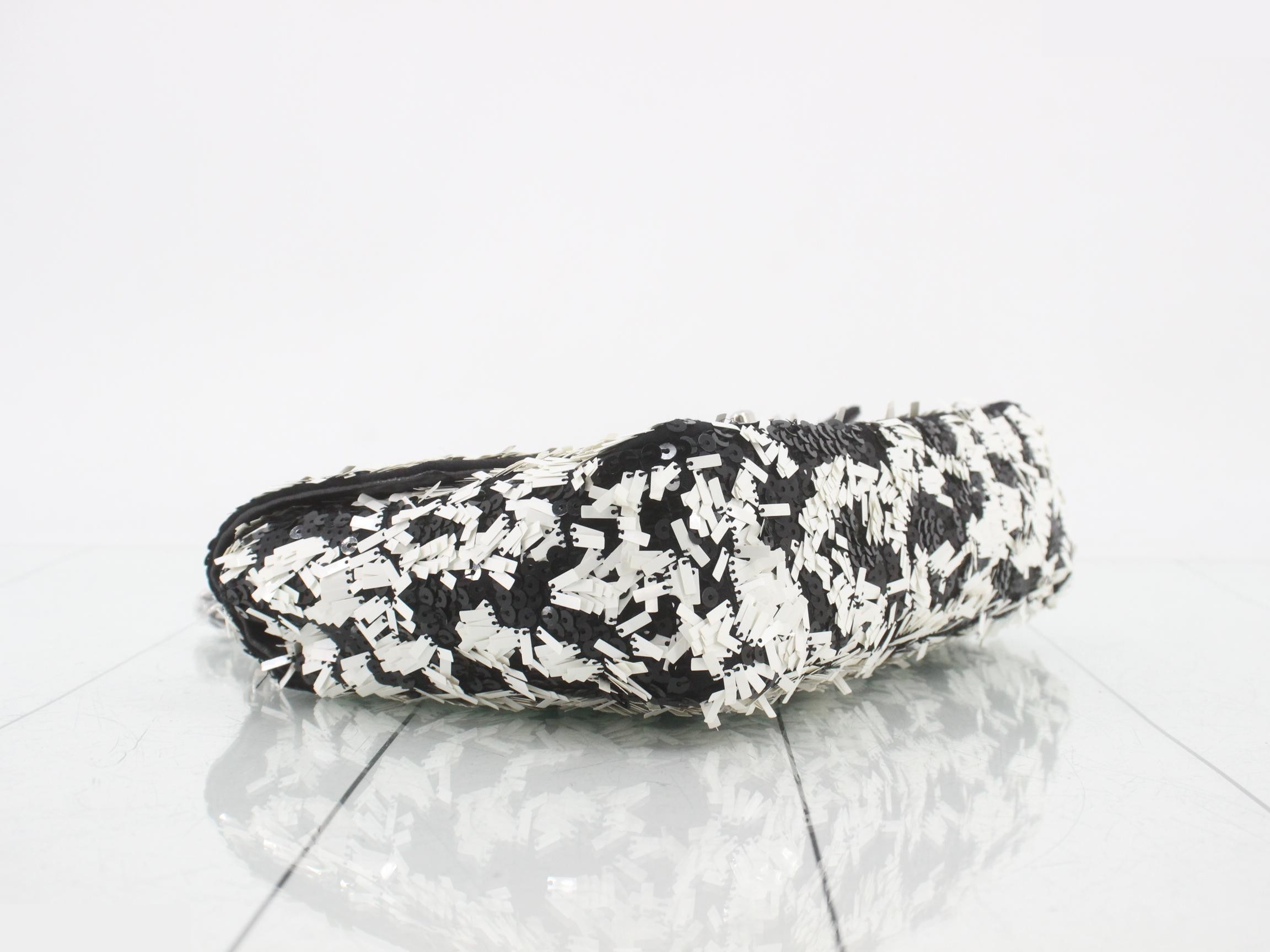 Two-tone sequined mini matelassé shoulder bag — view 5