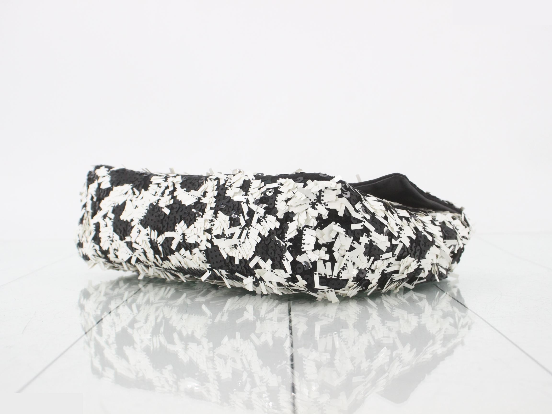 Two-tone sequined mini matelassé shoulder bag — view 6