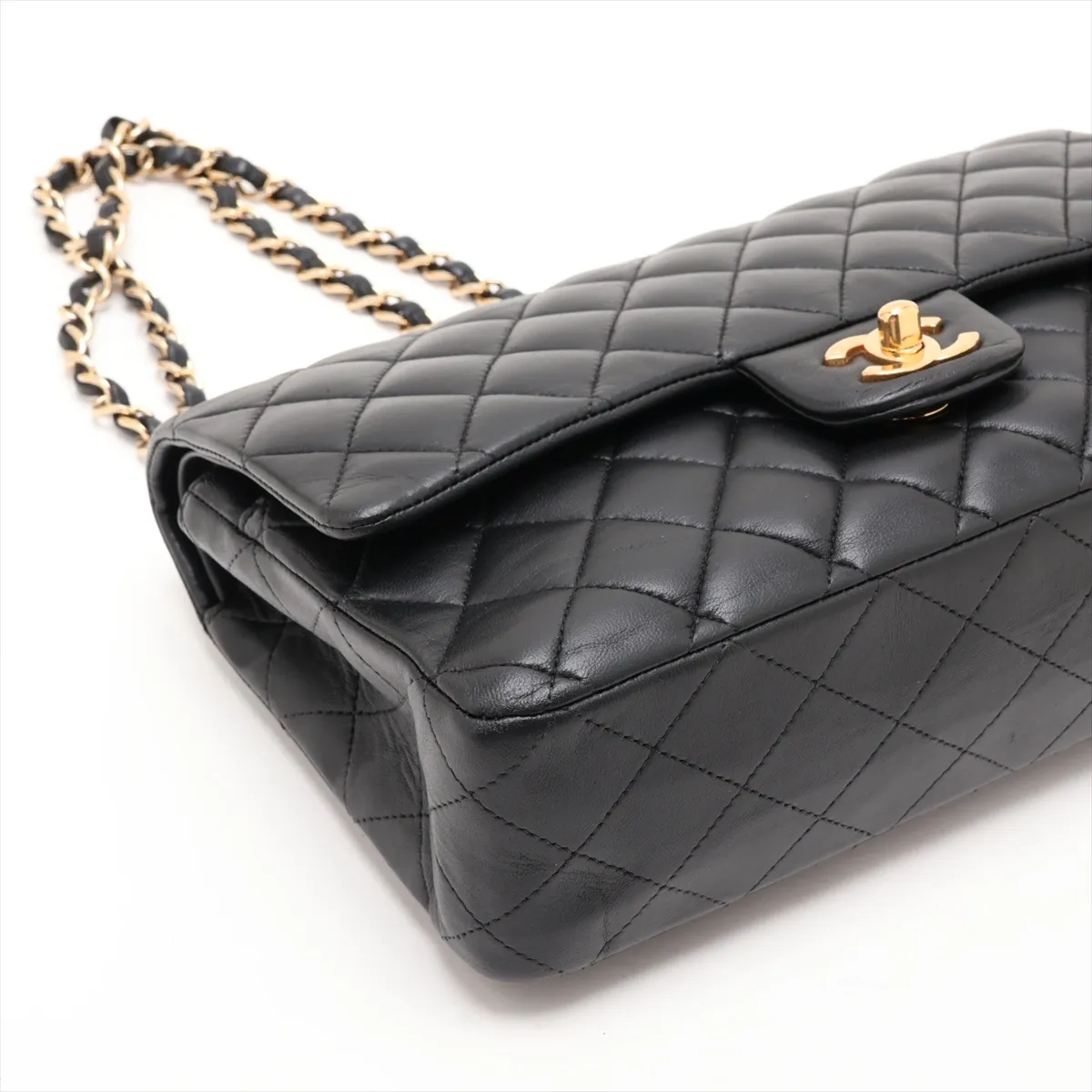 [Individually packaged] Chanel Matelassé 25 Lambskin Double Flap Double Chain Bag, Black with Gold Hardware, 12614546, Series 12, A01112 — view 4