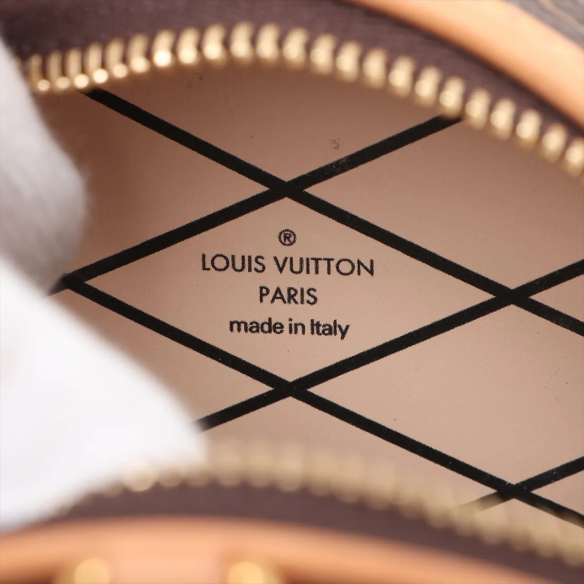 Monogram Boite Chapeau Necklace M68570 Brown (RFID detected) — view 7