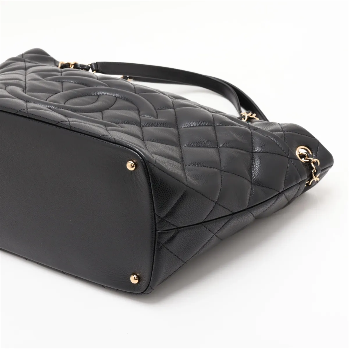 Matelassé Caviar Skin Chain Tote Bag, Black with Gold Hardware, 18097360, Serial Number 18 — view 3