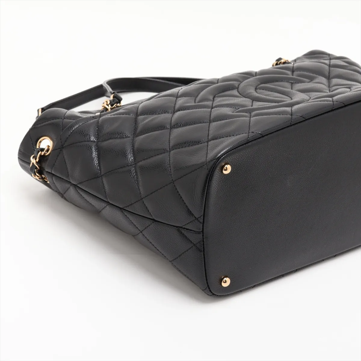 Matelassé Caviar Skin Chain Tote Bag, Black with Gold Hardware, 18097360, Serial Number 18 — view 4