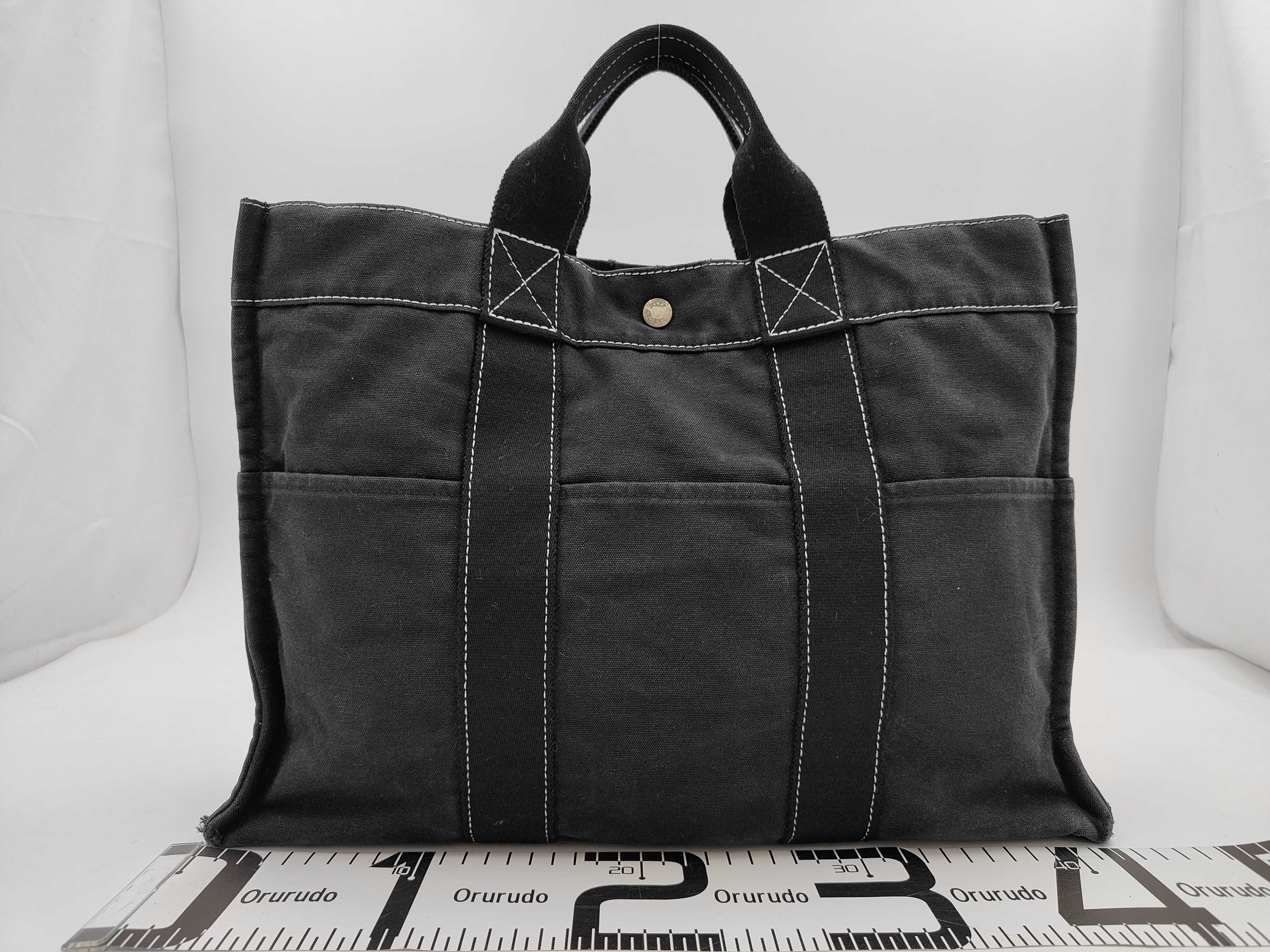 handbag — view 2