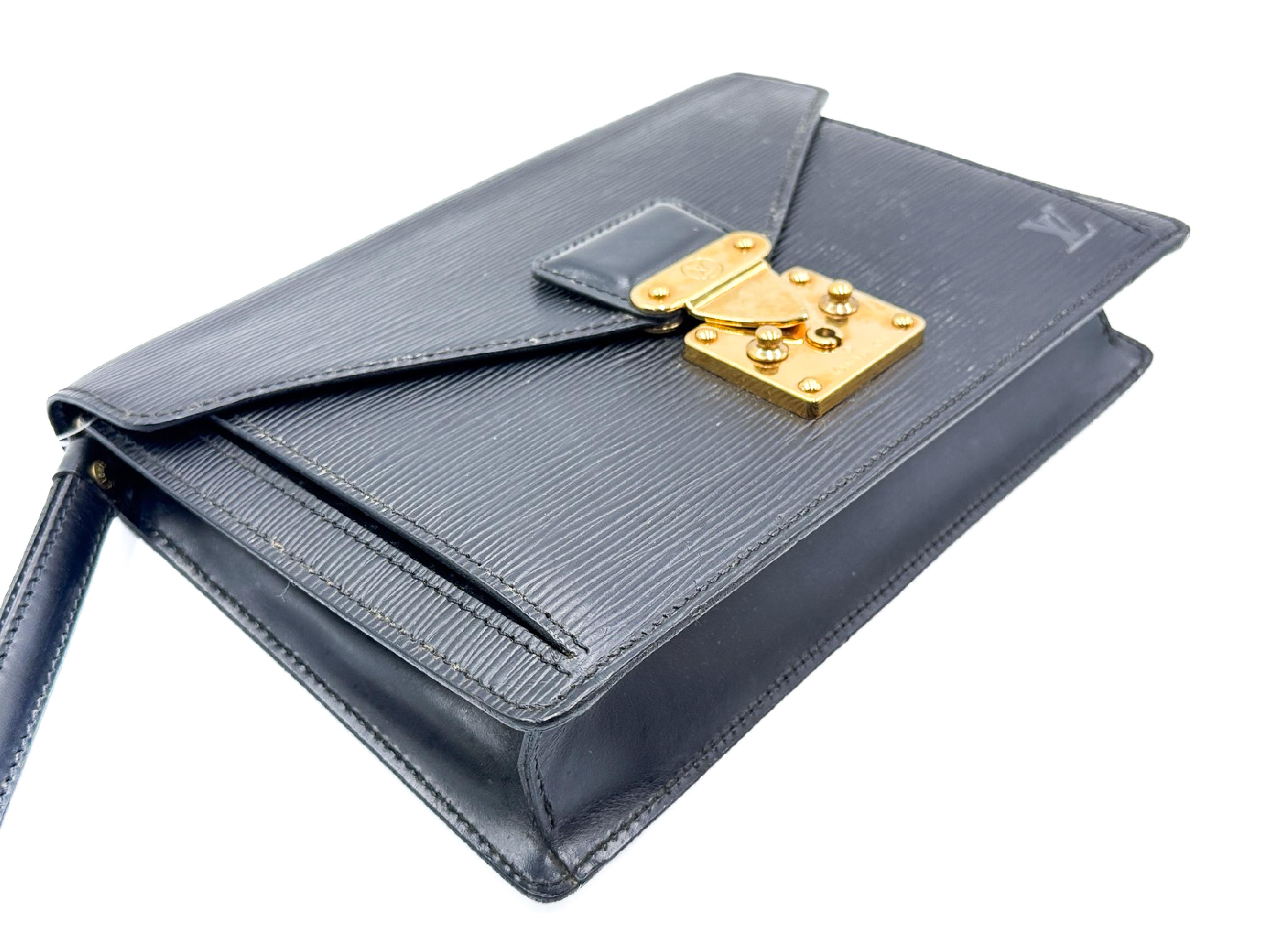 M52612 Epi Serie Dragonne Black Second Bag — view 3