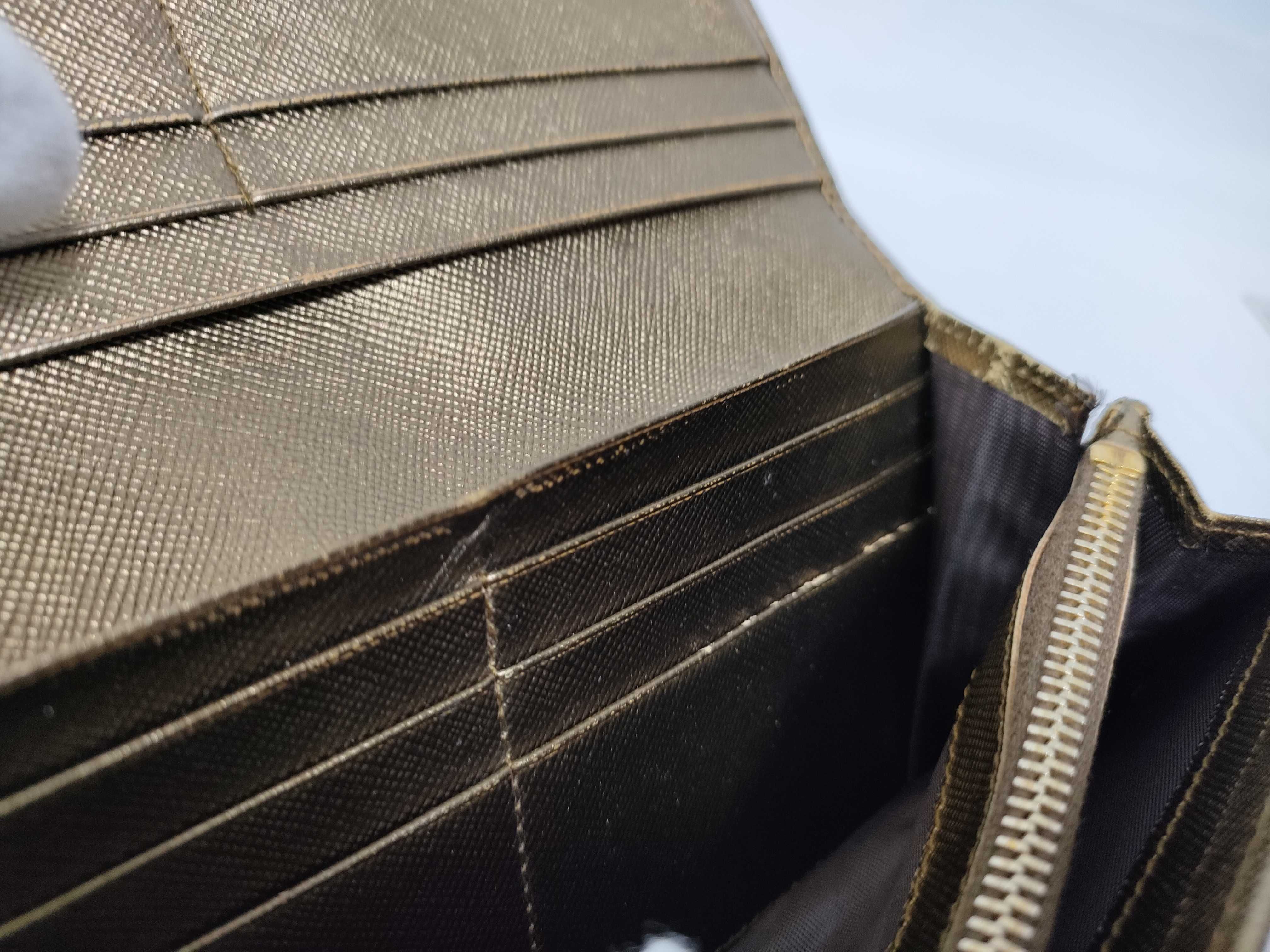 long wallet — view 11