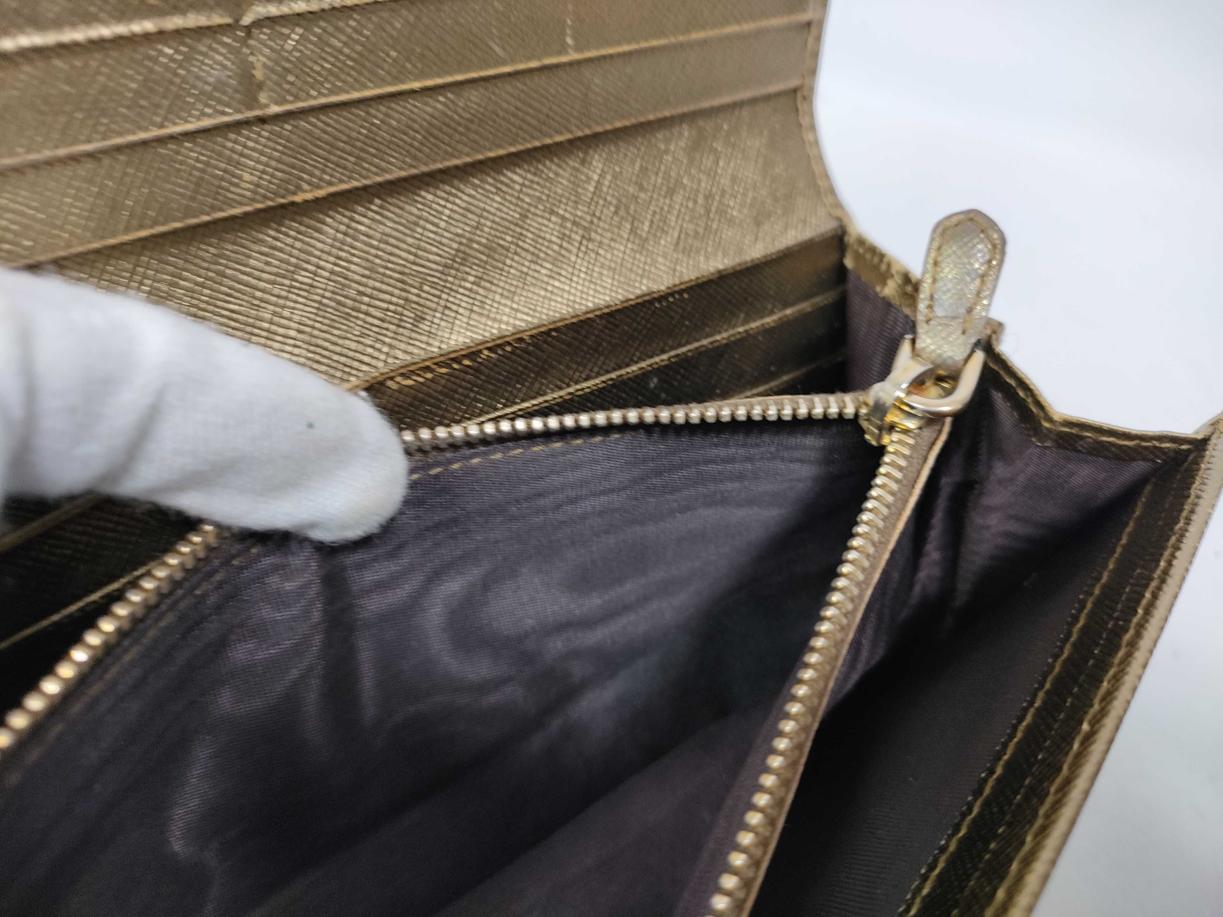 long wallet — view 15