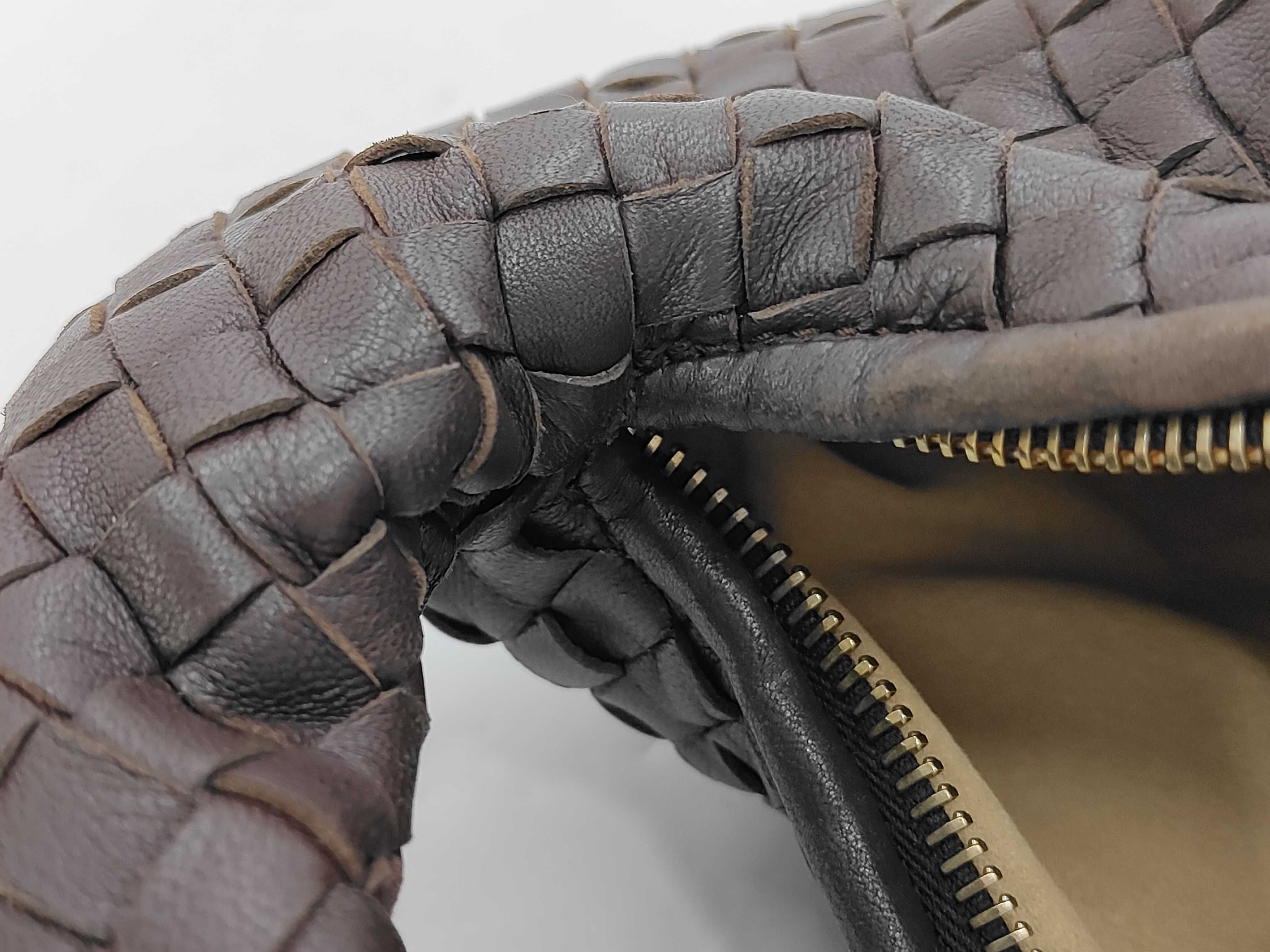 Intrecciato Hobo Handbag — view 10