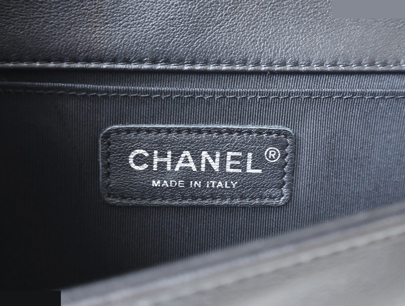 Boy Chanel 25 Leather Chain Shoulder Bag, Black — view 11