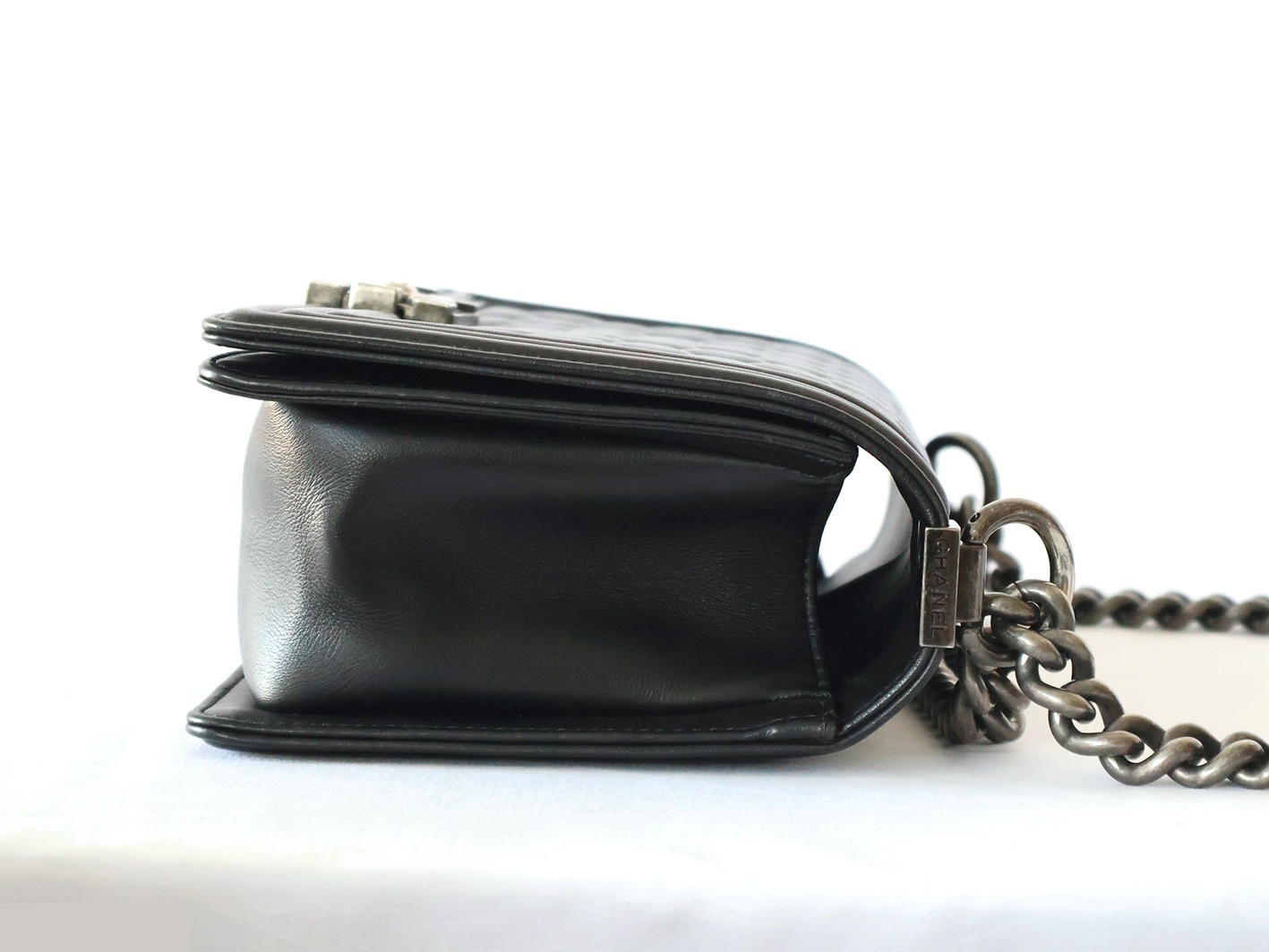 Boy Chanel 25 Leather Chain Shoulder Bag, Black — view 6