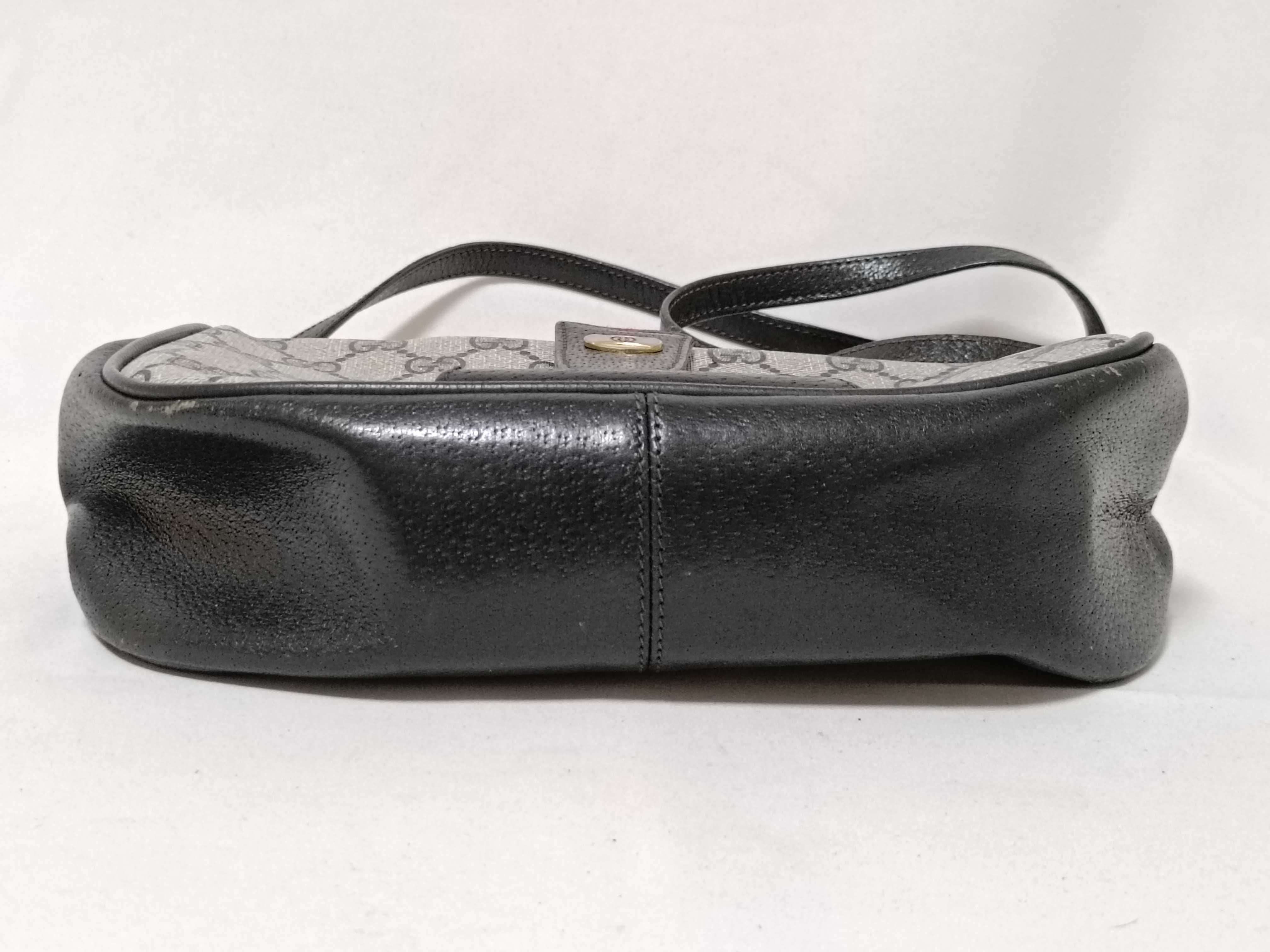 GG Supreme Sherry Shoulder Bag — view 11