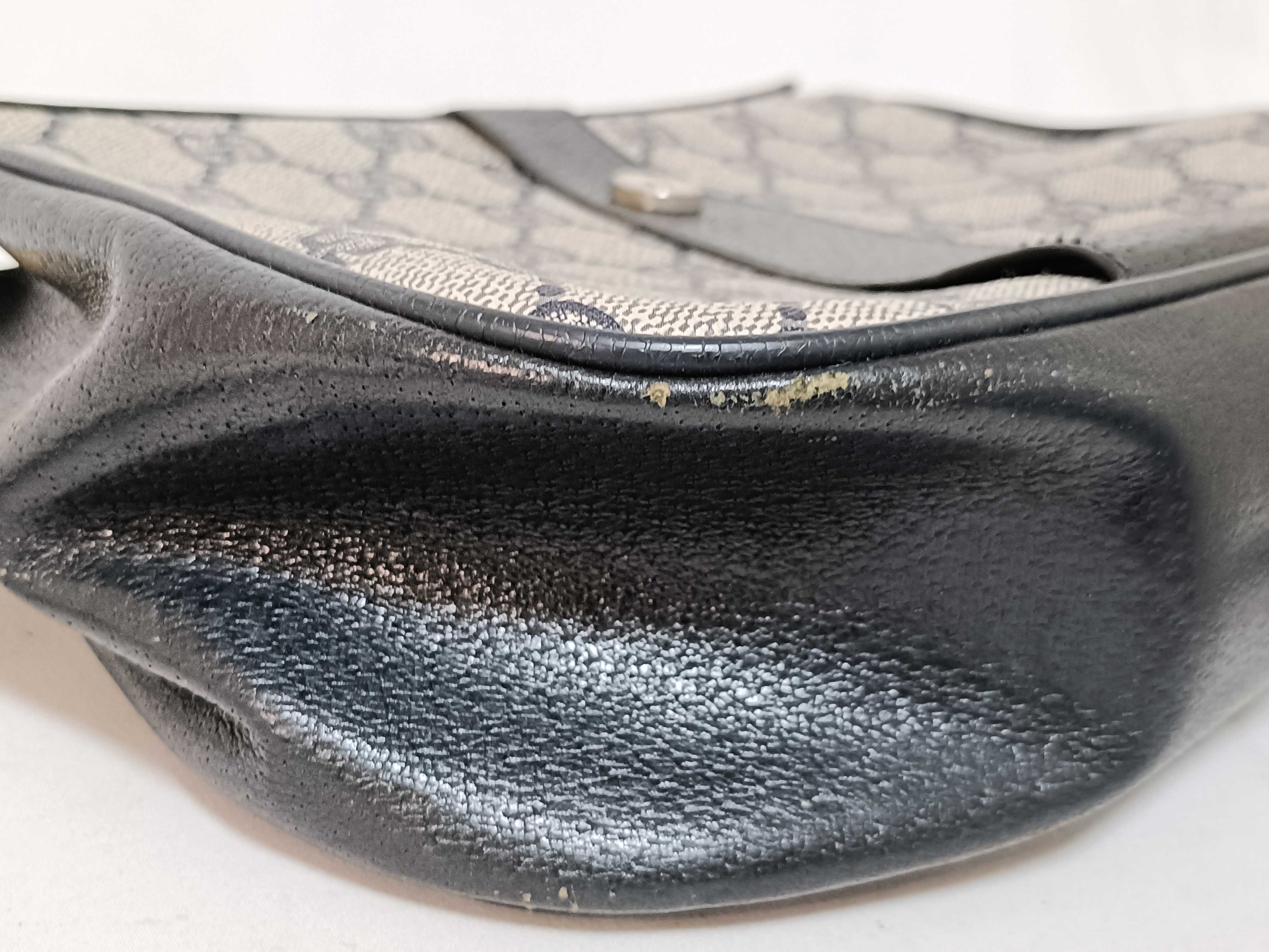 GG Supreme Sherry Shoulder Bag — view 10