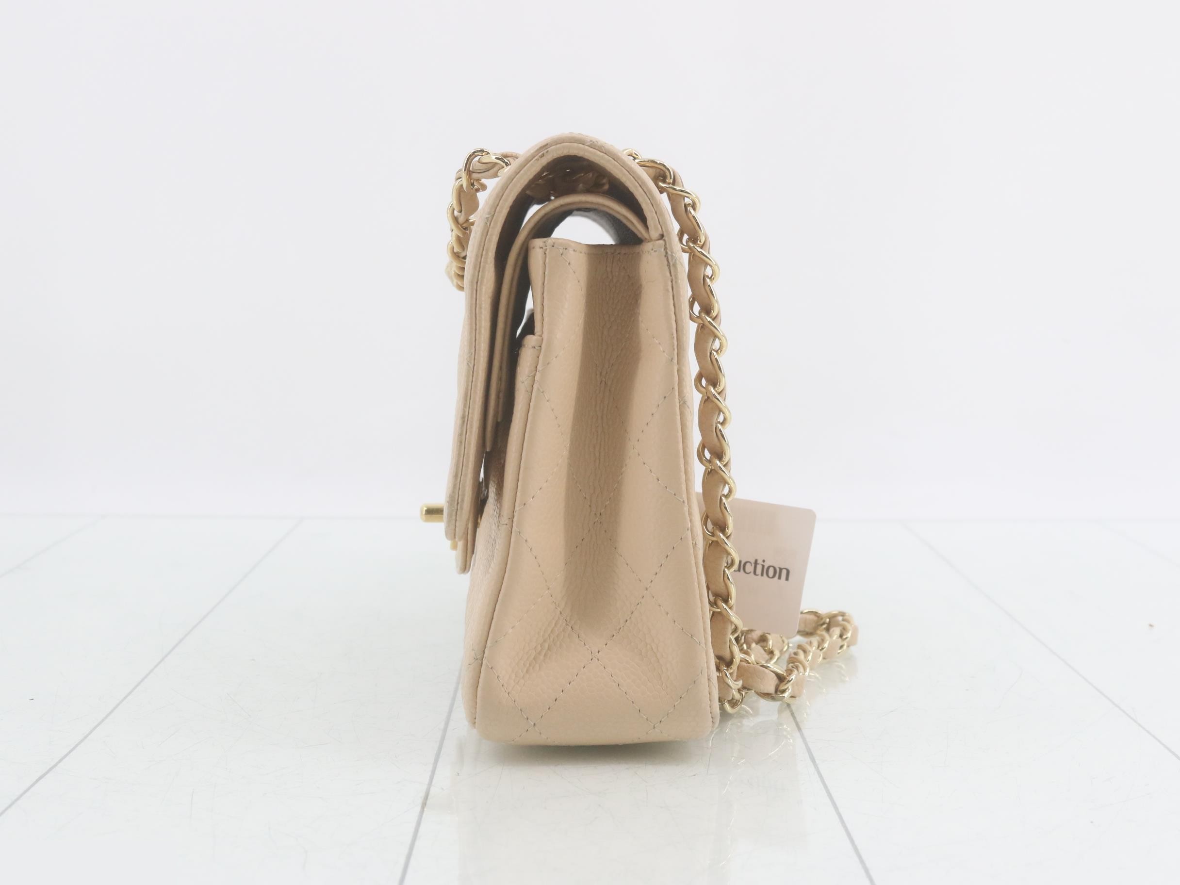 Double flap 25 caviar chain shoulder bag, serial number 13. — view 3