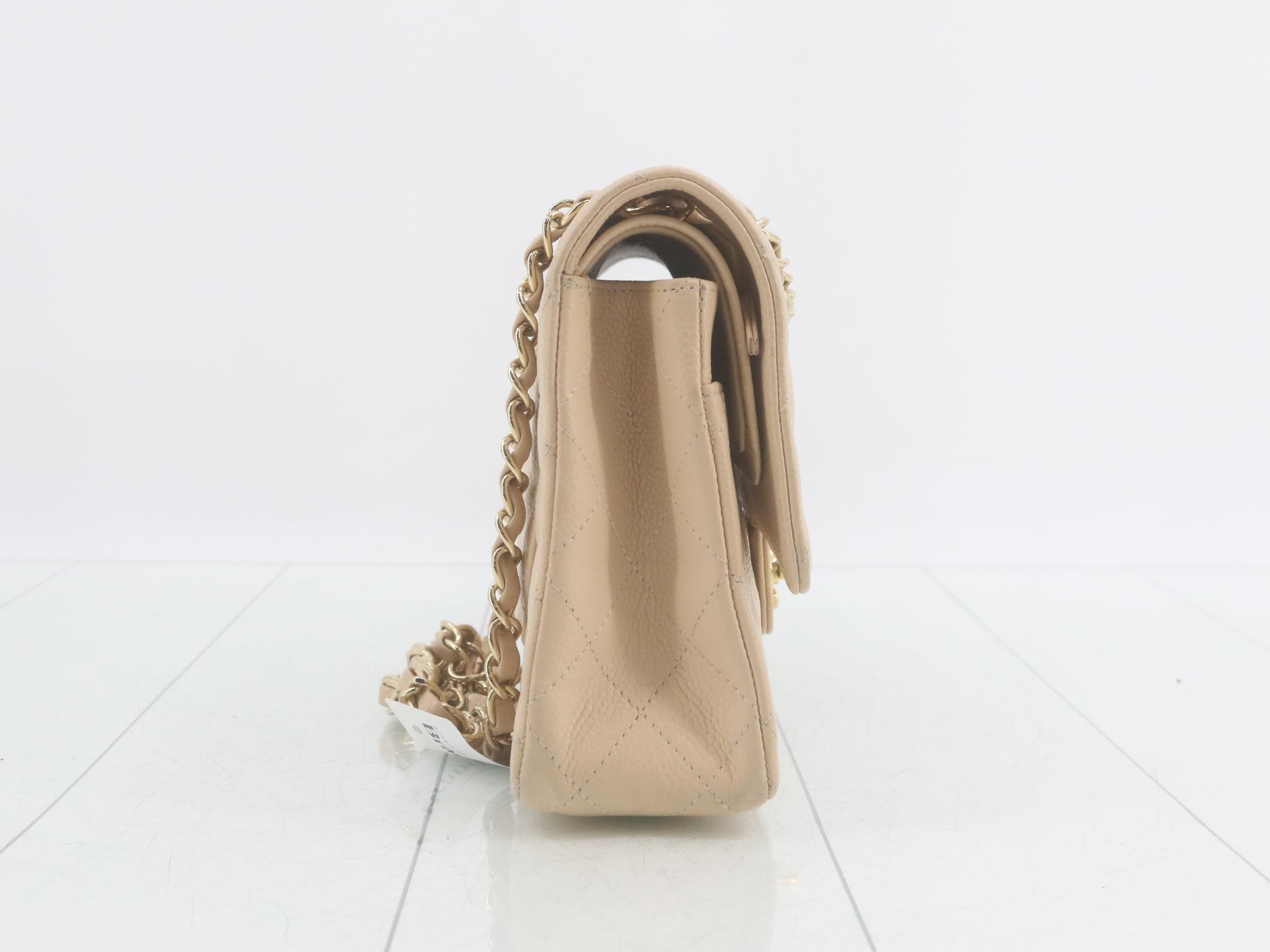 Double flap 25 caviar chain shoulder bag, serial number 13. — view 4